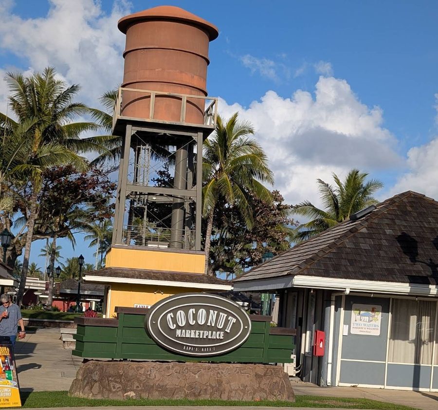 Coconut Marketplace in Kapaʻa, Kaua‘i