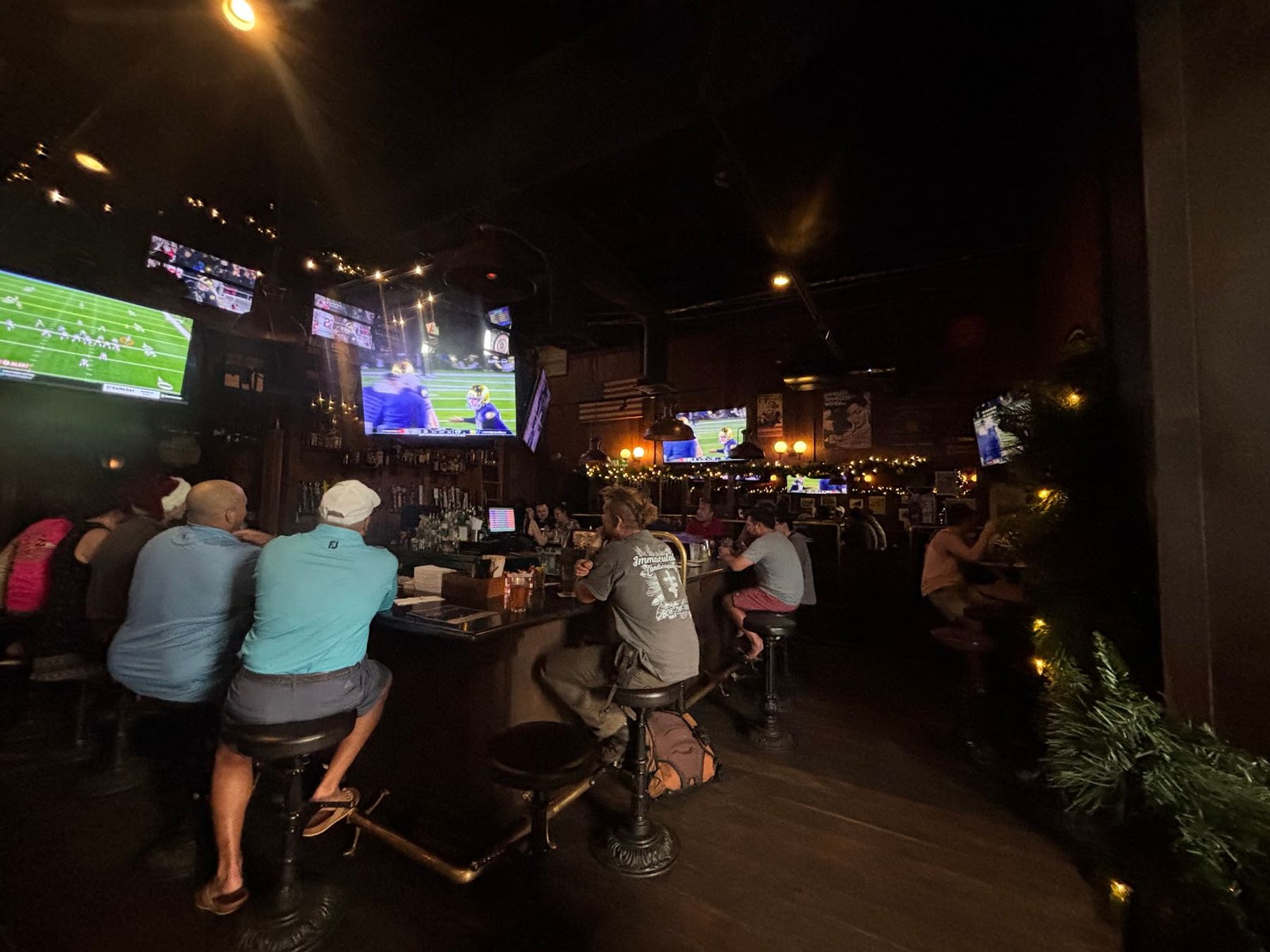 Photo 2 of Kailua Town Pub and Grill in Kailua & Lanikai, Oahu