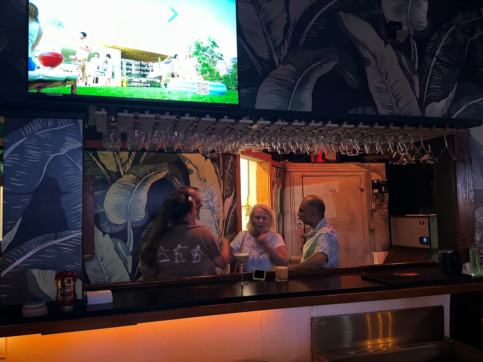 Photo 6 of Nawiliwili Bar & Lounge in Līhuʻe, Kauai