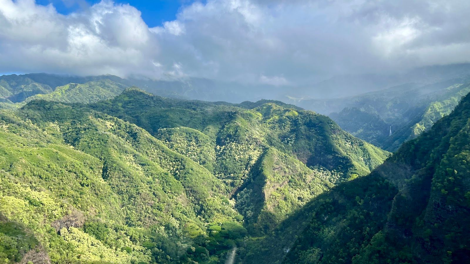 Island Helicopters Kauai in Lihue, Kaua‘i photo 6