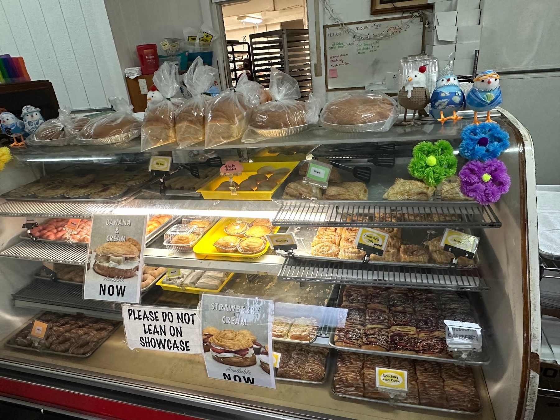 Photo 1 of Mt View Bakery Inc in Mountain View, Big Island