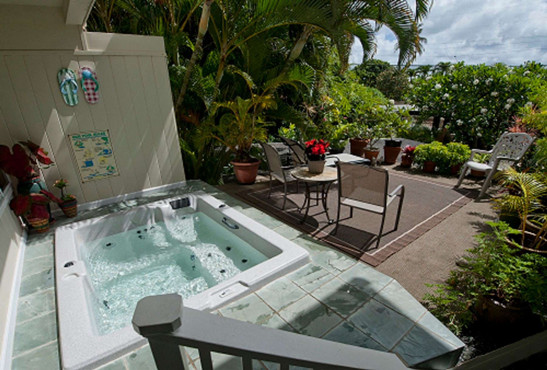 Photo 2 of Hawaii's Hidden Hideaway Bed & Breakfast in Kailua & Lanikai, Oahu