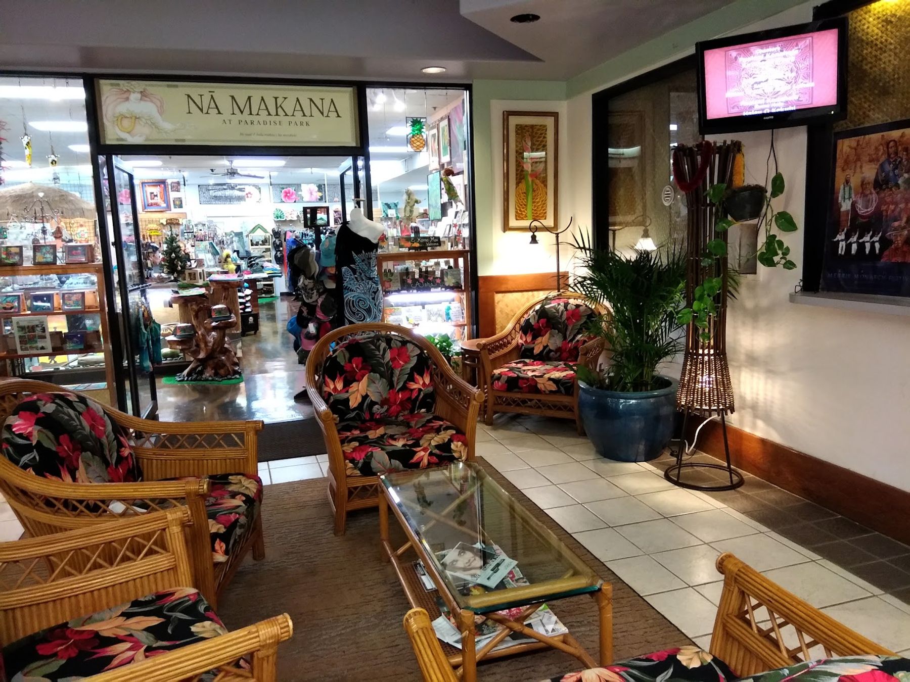 Photo 9 of Rainbow’s End Snack Shop in Mānoa, Makiki & Nuʻuanu, Oahu