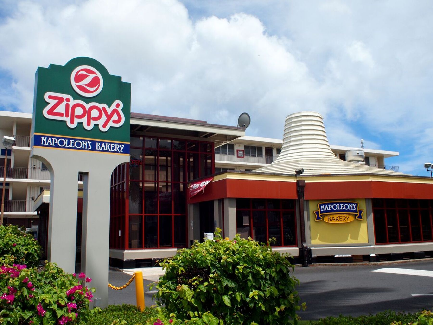 Photo 1 of Zippy's Kaimuki in Kaimukī & Pālolo, Oahu