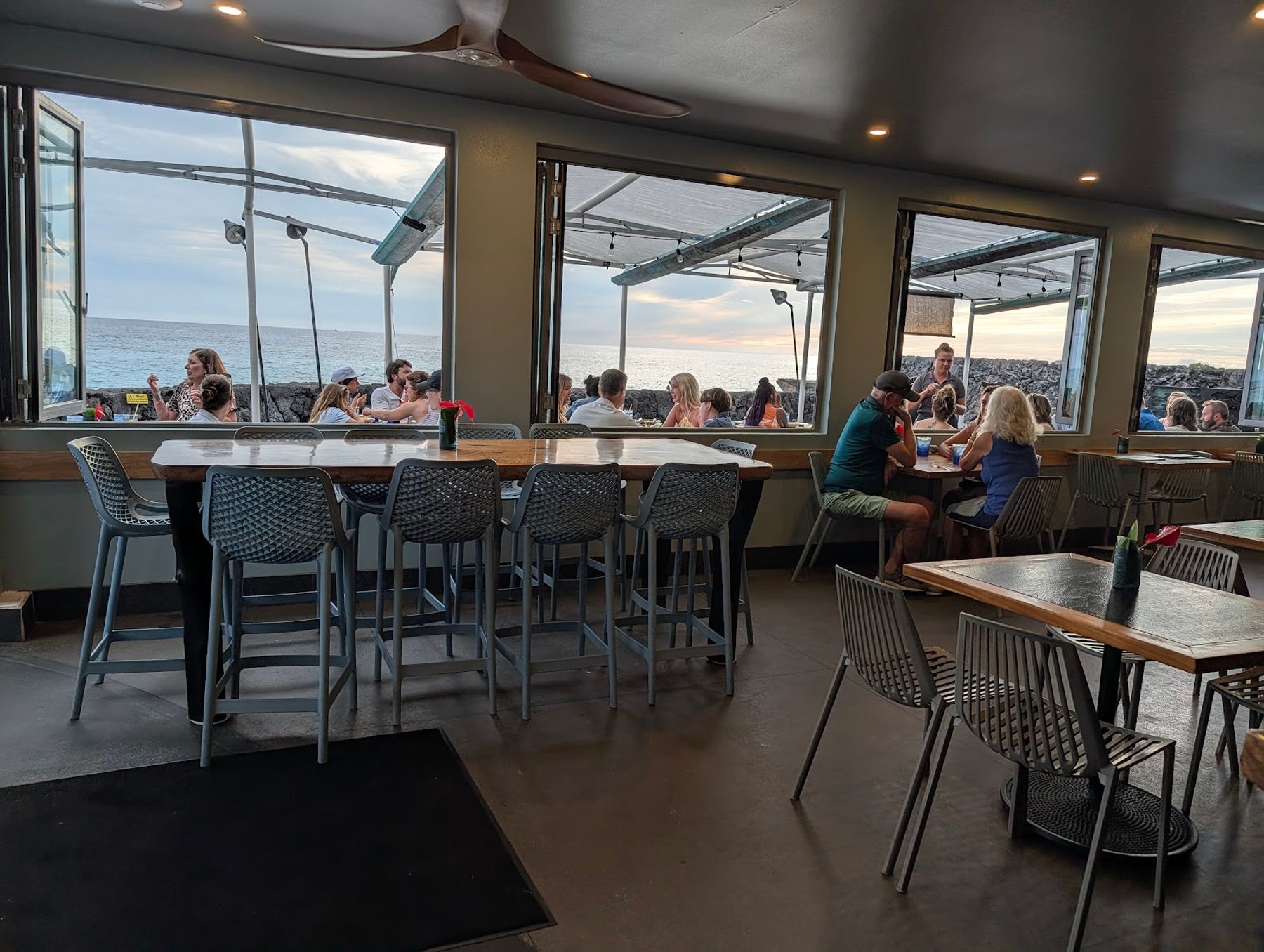 Photo 4 of Magics Beach Grill in Kailua-Kona, Big Island