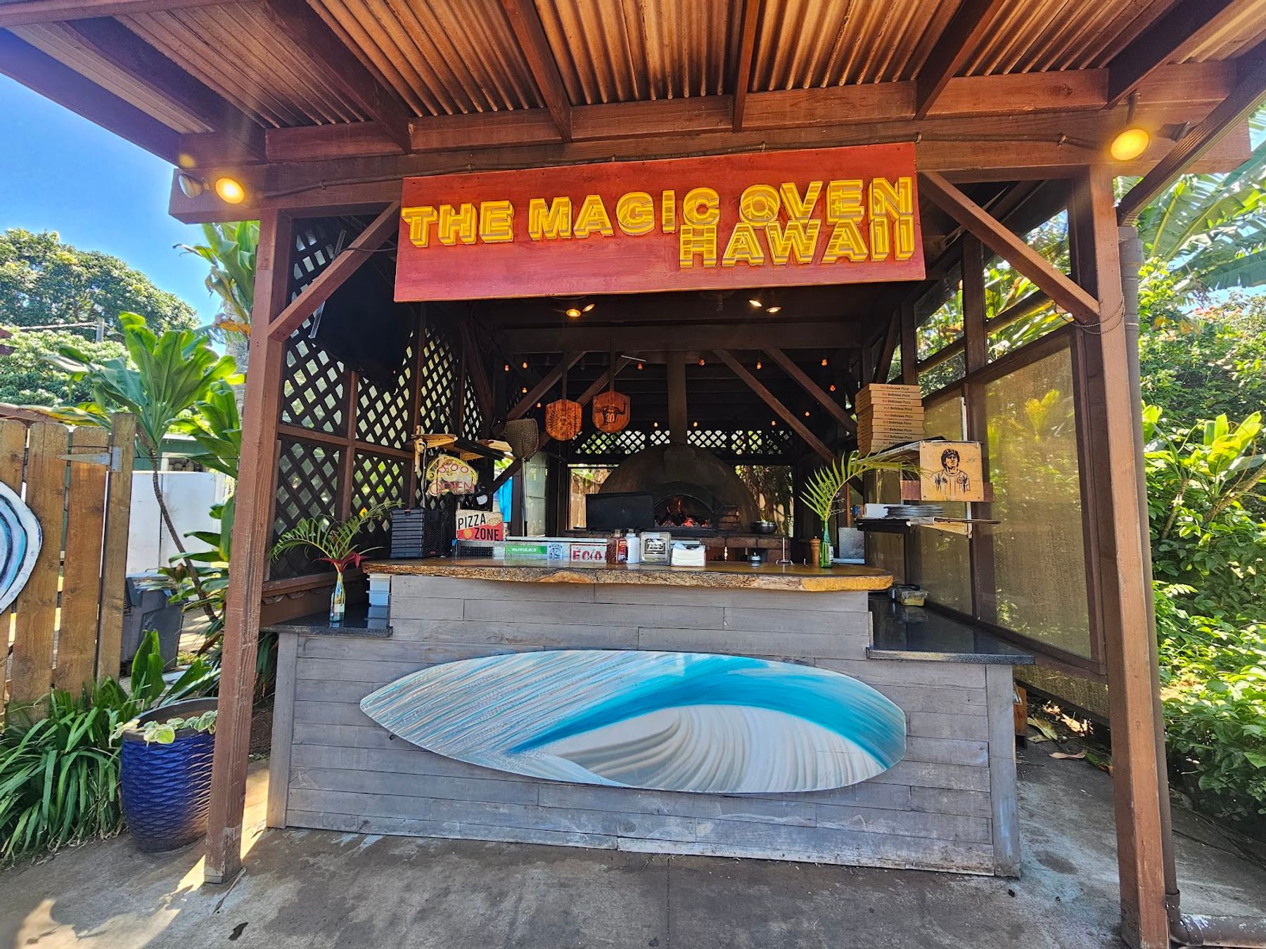 Photo 4 of Jaws Country Store in Haʻikū, Maui