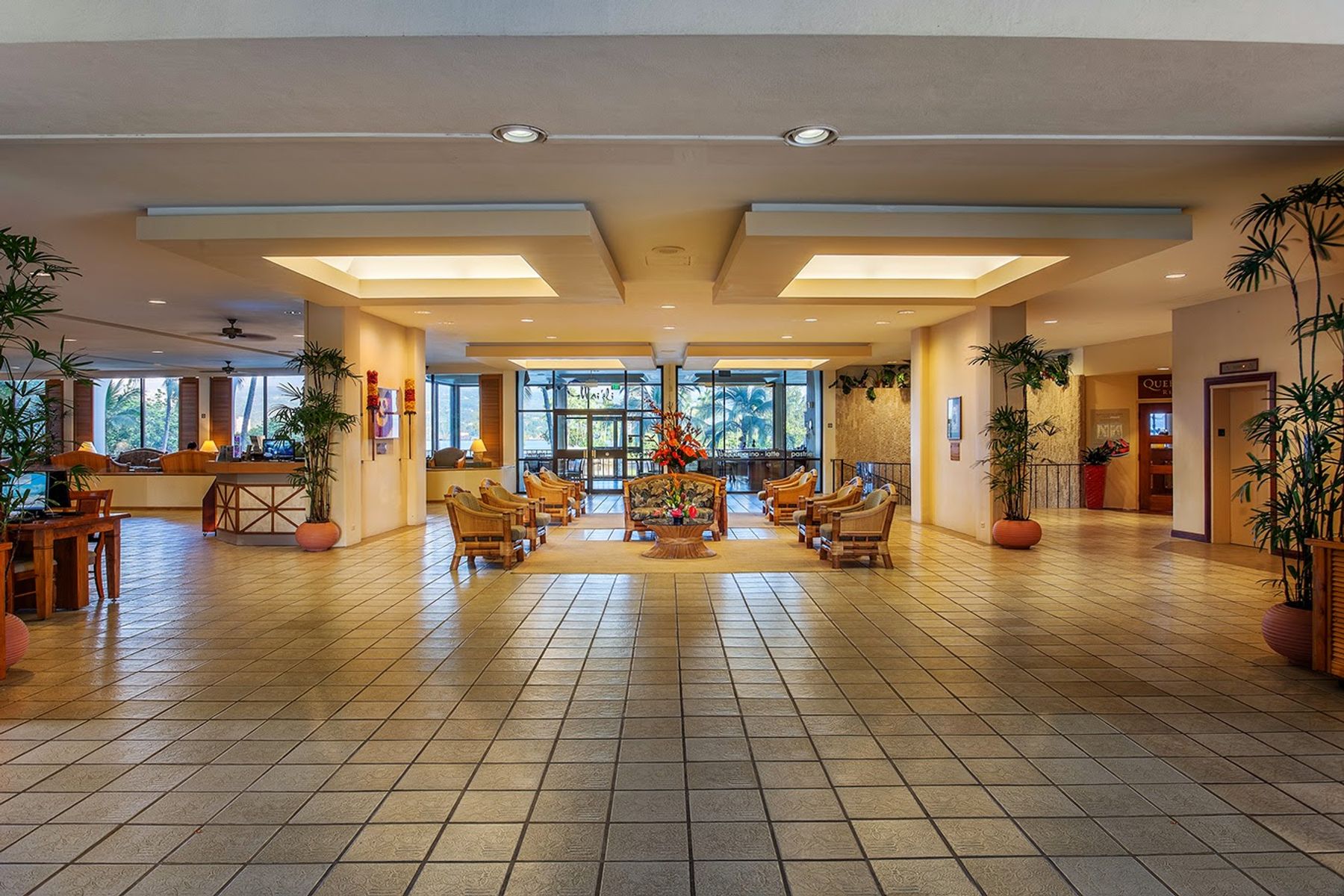 Photo 5 of Hilo Hawaiian Hotel, a Trademark Collection by Wyndham in Hilo, Big-island