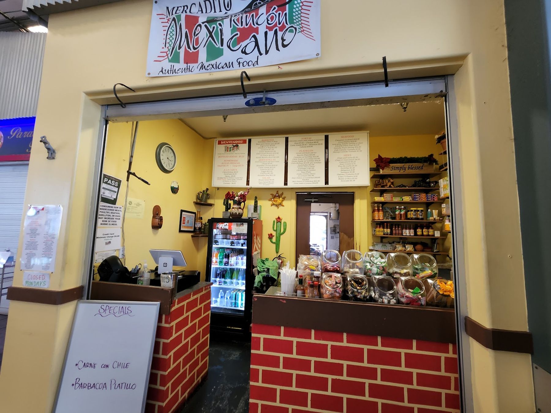 Photo 3 of El Mercadito Rincon Mexicano in Kailua-Kona, Big Island