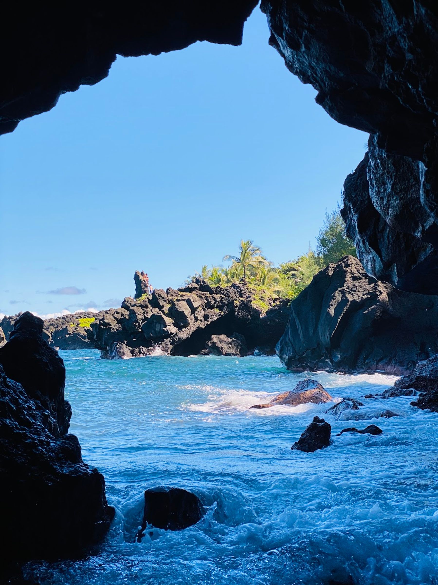 Photo 3 of Black Sand Beach in Hāna, Maui
