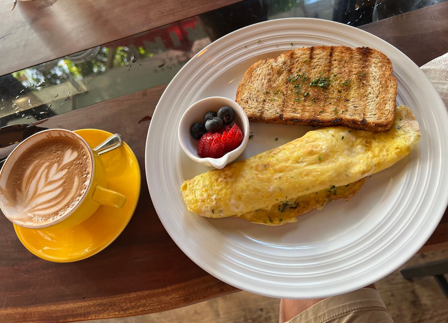 Photo 1 of Farmhouse Cafe in Ala Moana & Mōʻiliʻili, Oahu