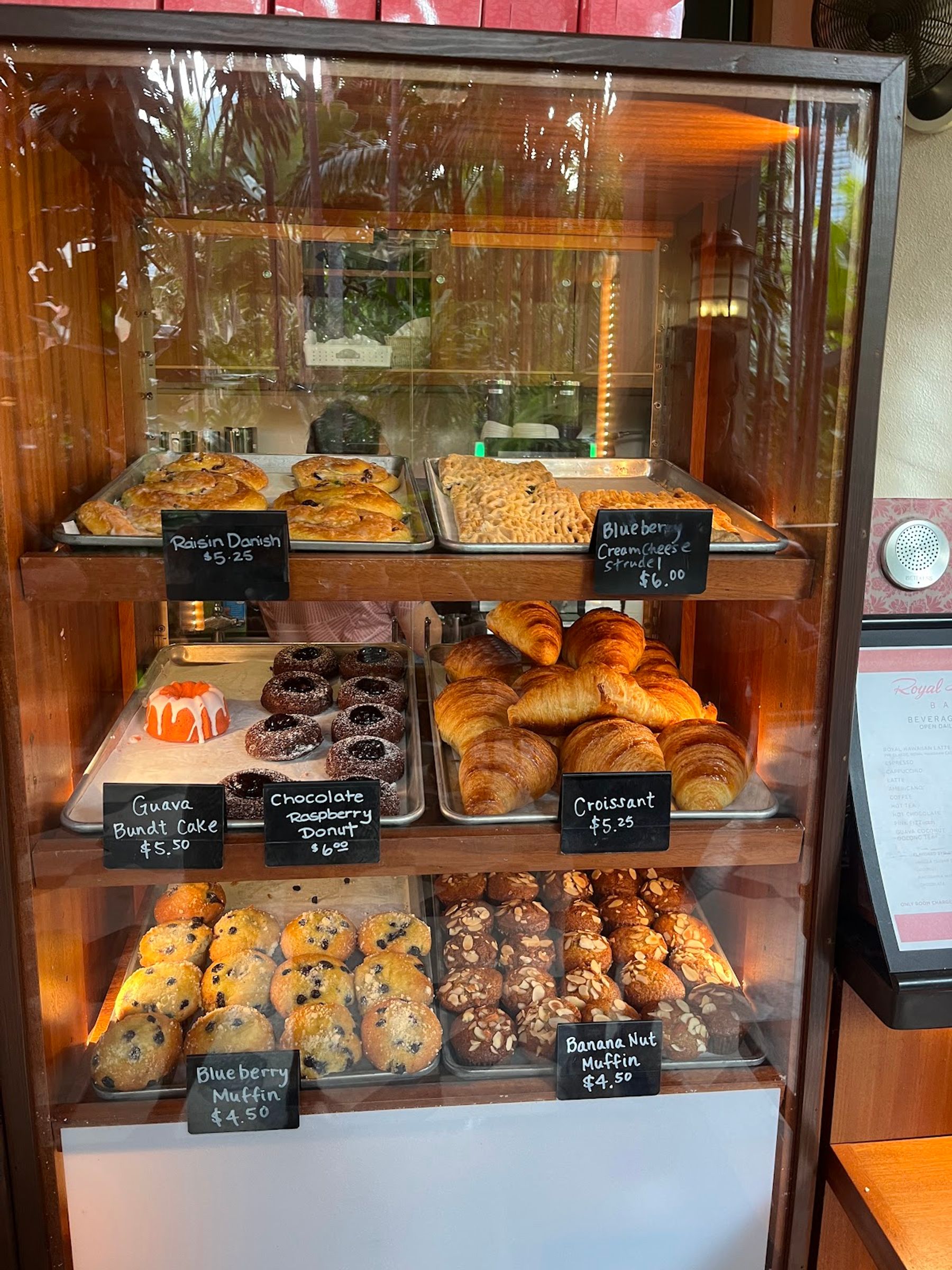 Photo 3 of Royal Hawaiian Bakery in Waikīkī, Oahu