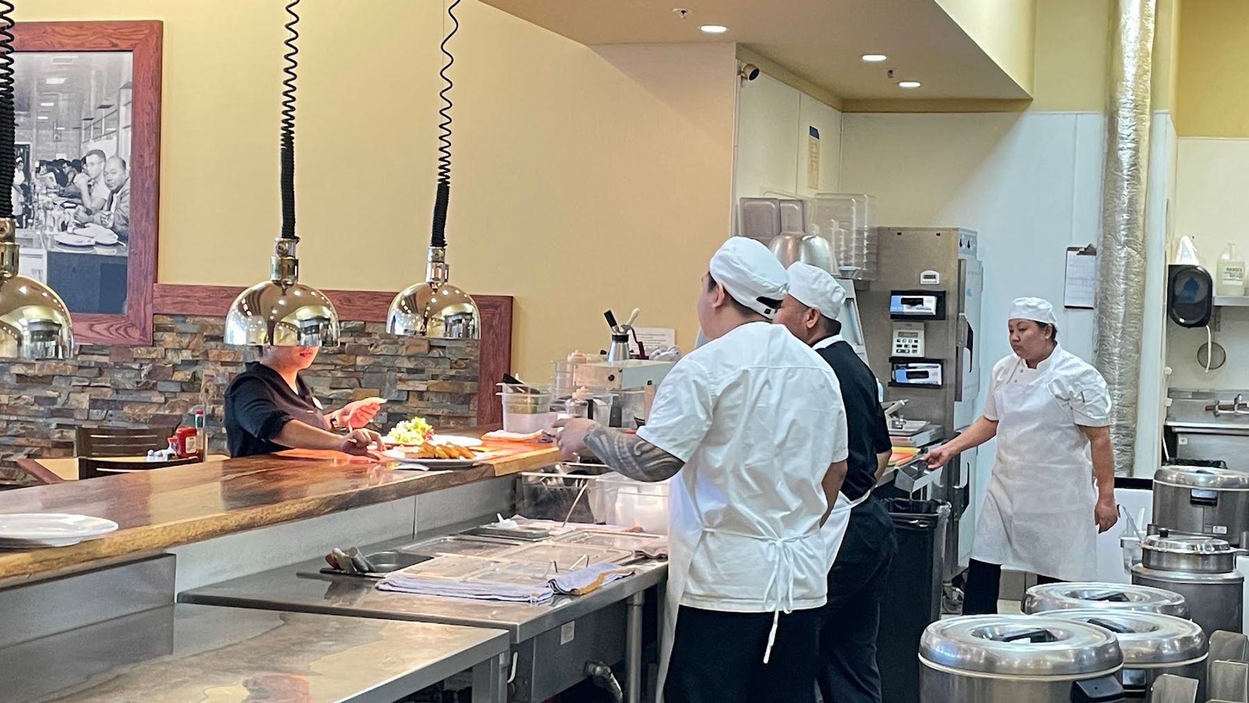 Photo 2 of Liliha Bakery Pearl Highlands in Pearl City, Oahu