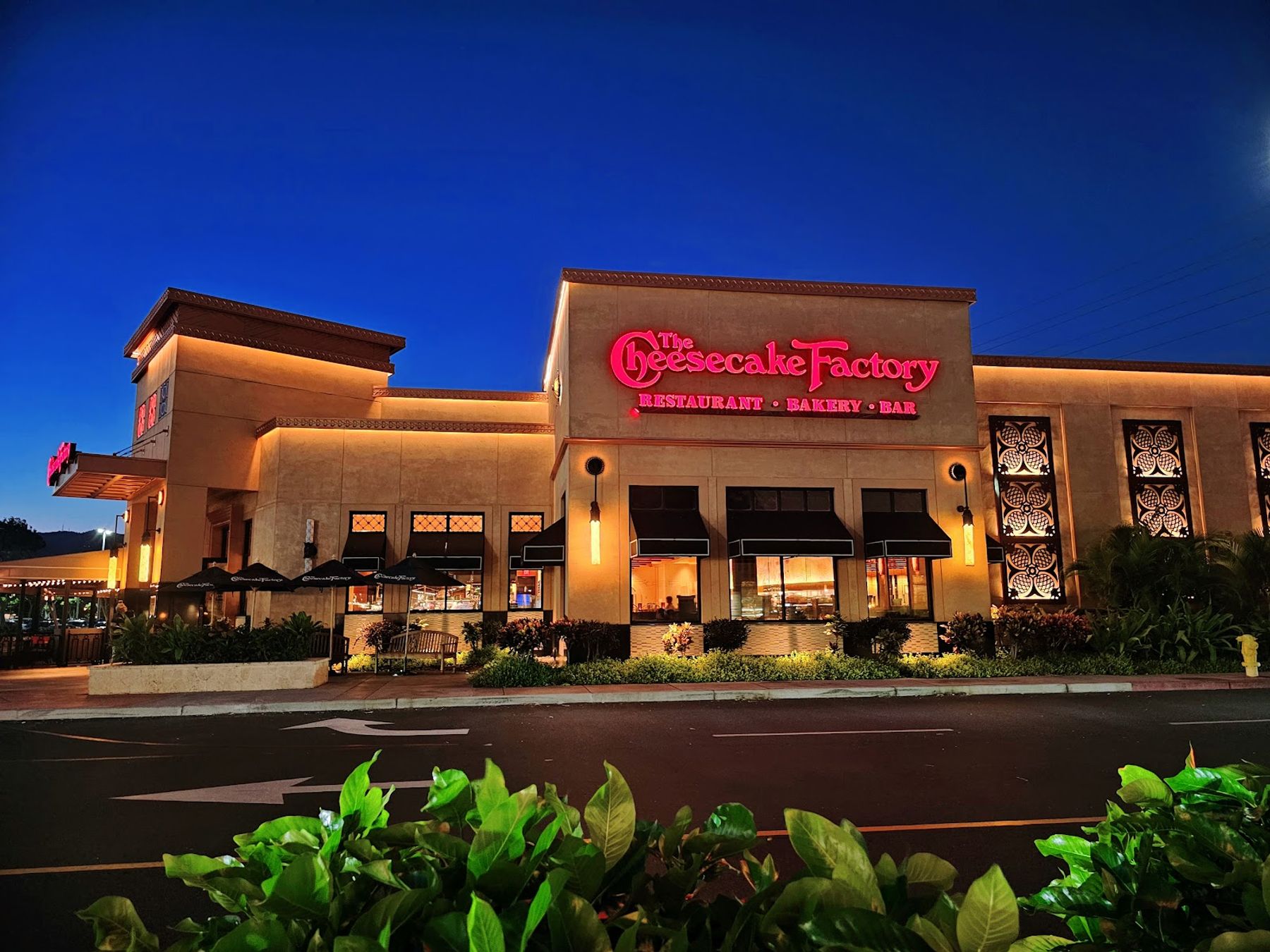 Photo 3 of The Cheesecake Factory in Kapolei & Makakilo, Oahu