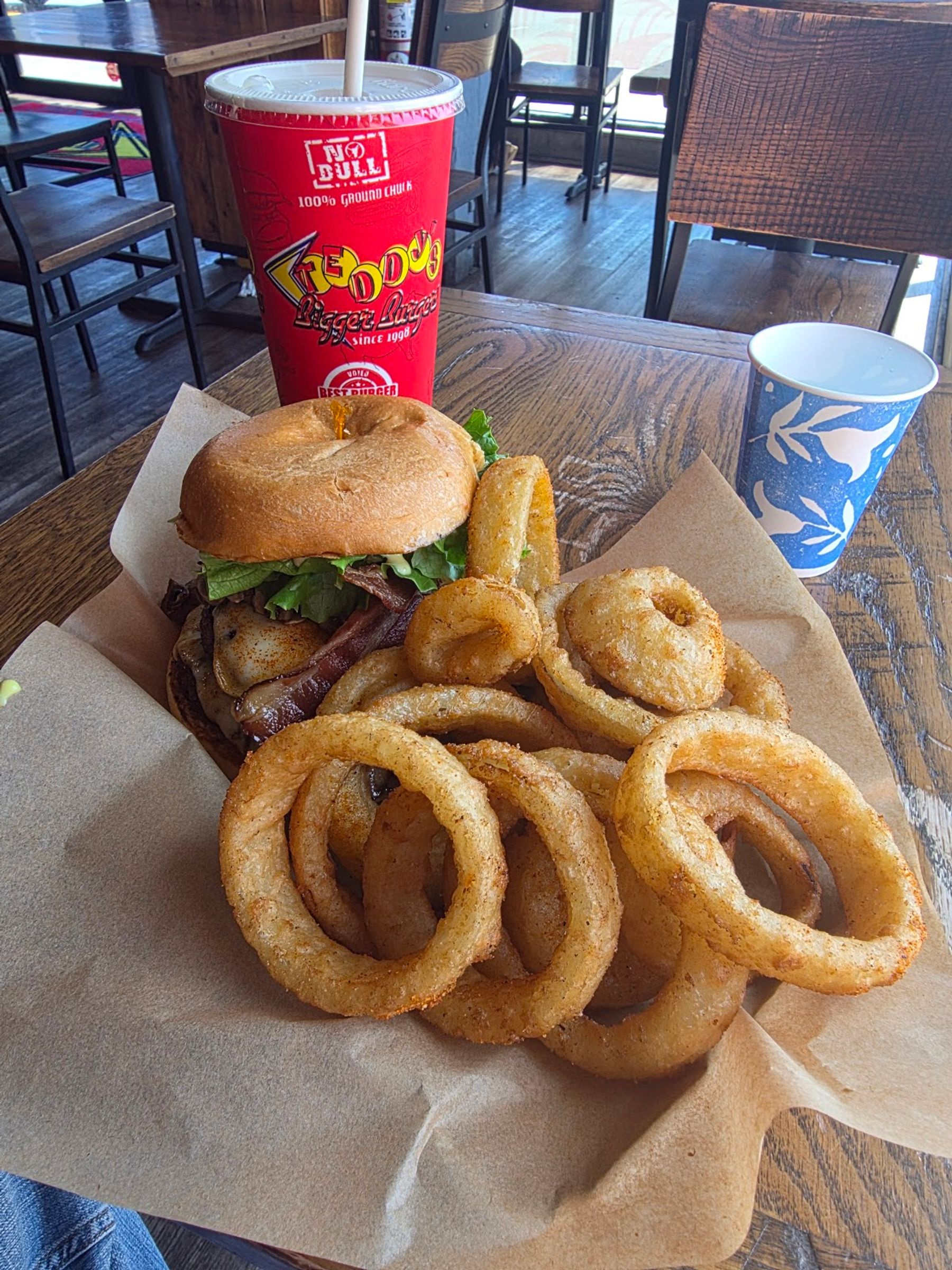Photo 2 of Teddy's Bigger Burgers - Hawaii Kai in Hawaiʻi Kai & East Honolulu, Oahu