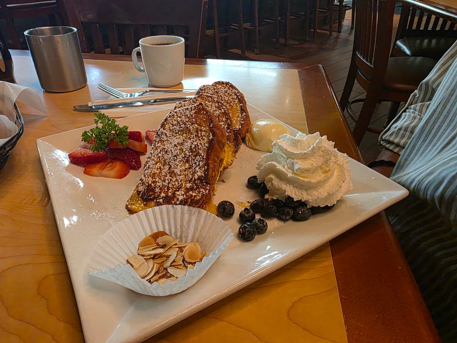 Photo 2 of Liliha Bakery in Mānoa, Makiki & Nuʻuanu, Oahu