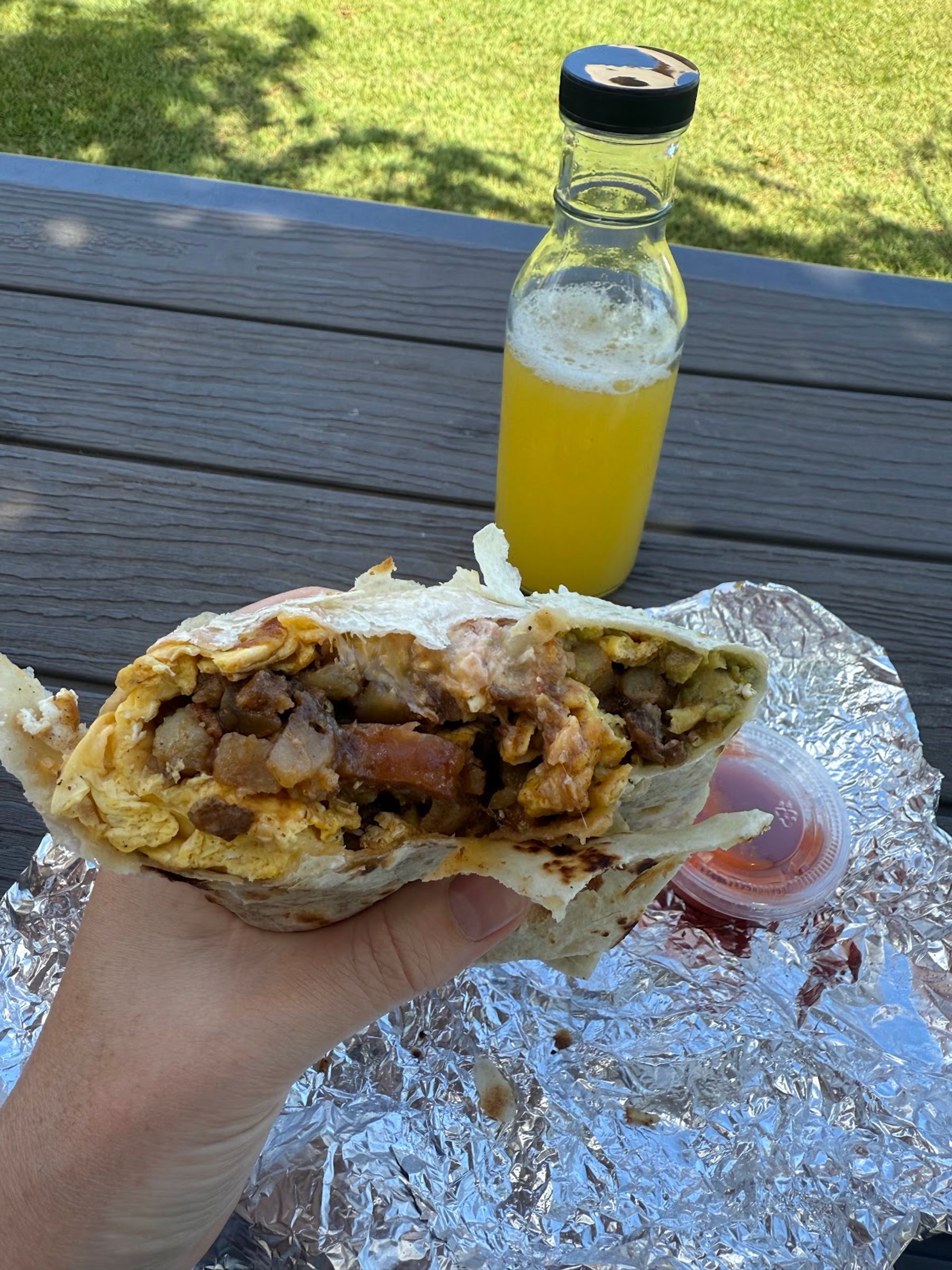 Photo 9 of Farm To Barn Cafe & Juicery in Haleʻiwa, Oahu