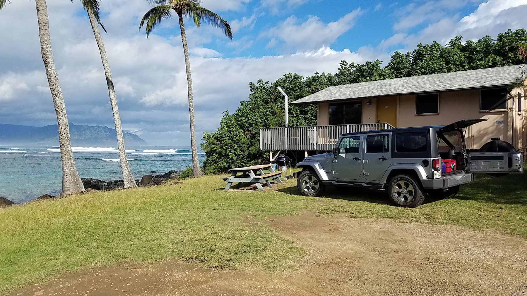 Photo 9 of Beach Cottage in Kāneʻohe, Oahu