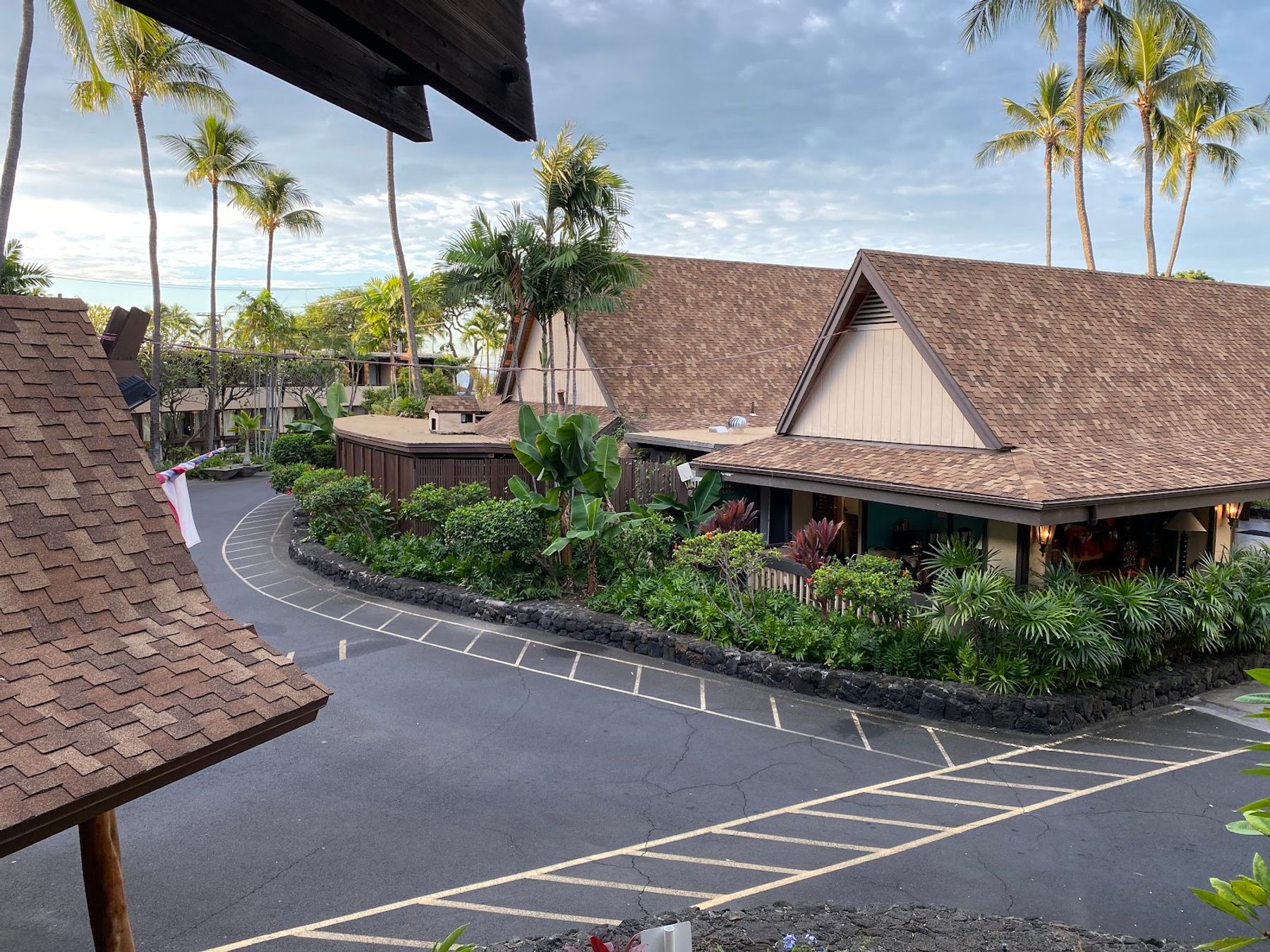 Photo 6 of Uncle Billy's Kona Bay Hotel in Kailua-Kona, Big-island