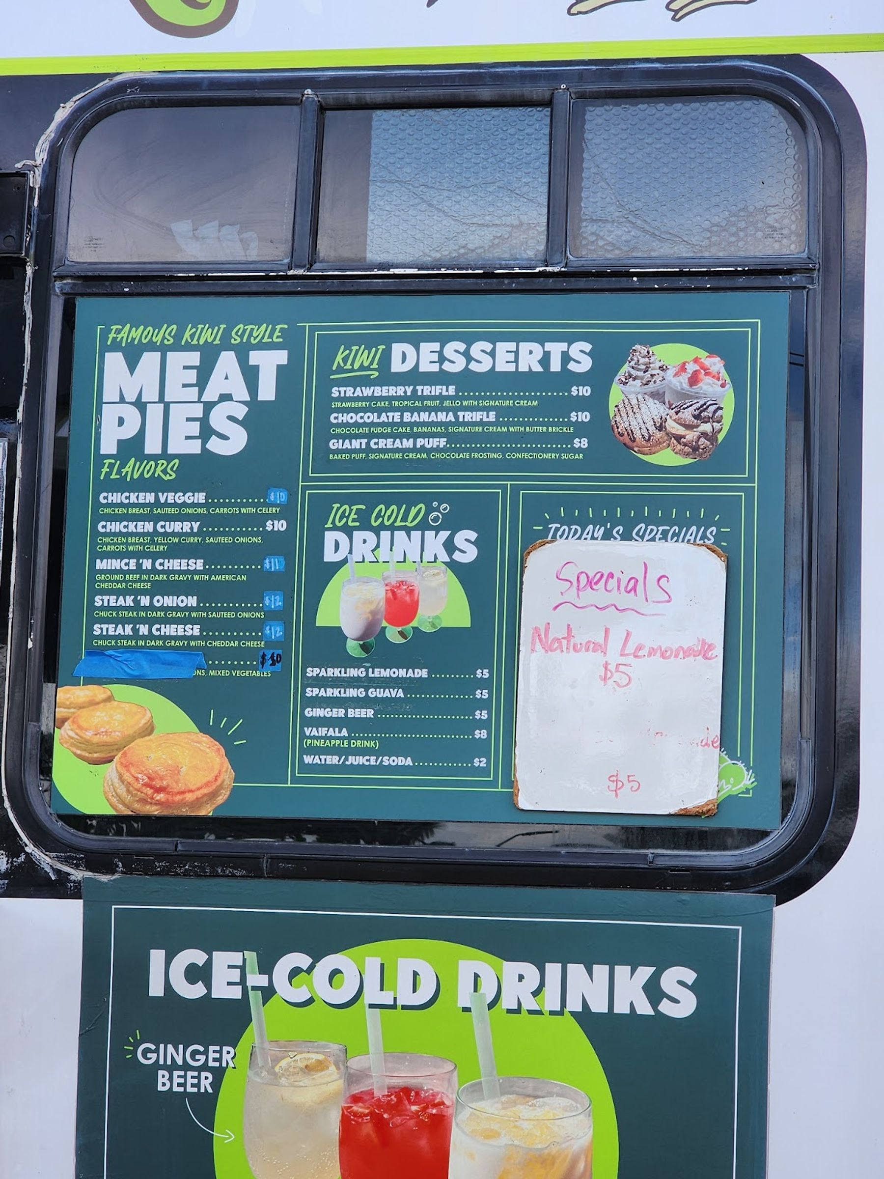 Photo 4 of The Kiwi Korner puffs & pies in Lāʻie, Oahu