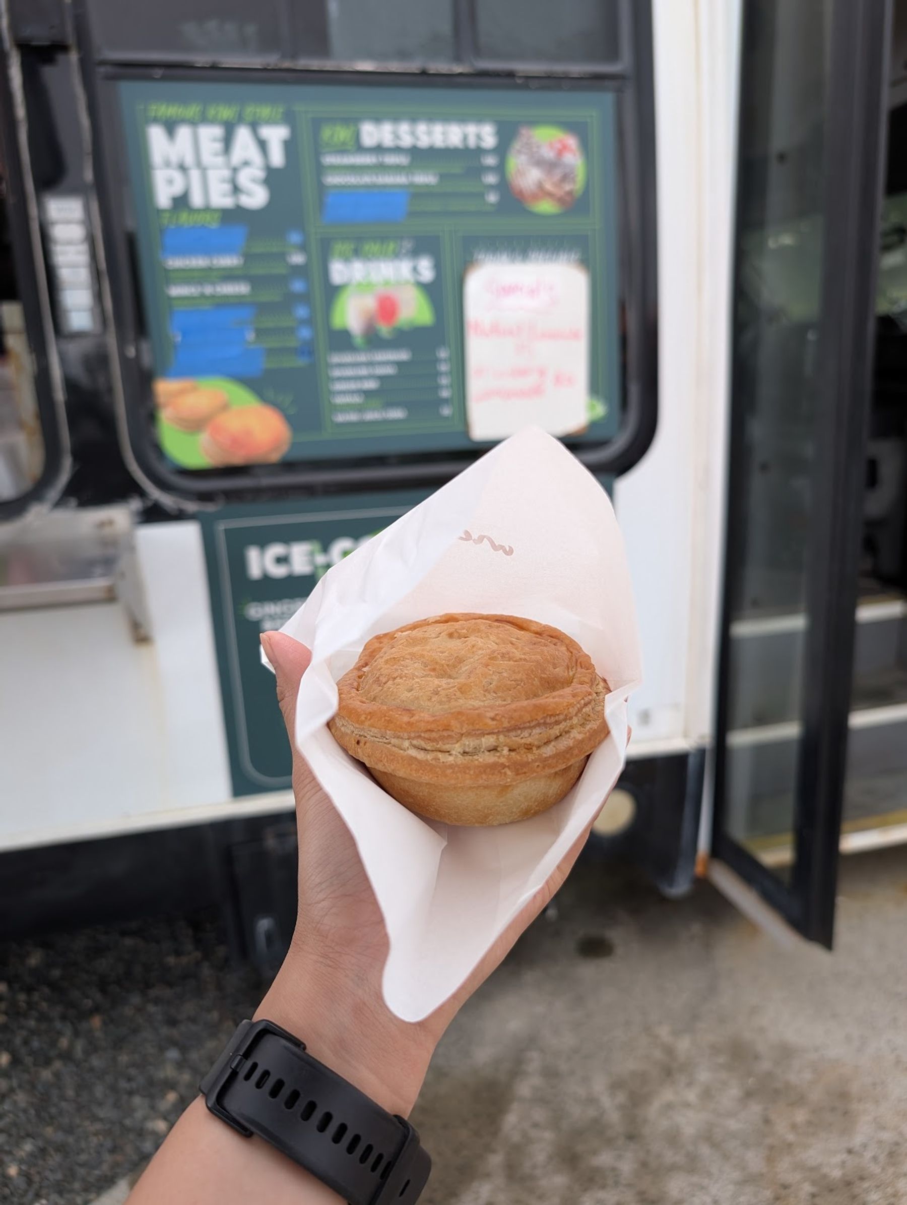 Photo 9 of The Kiwi Korner puffs & pies in Lāʻie, Oahu