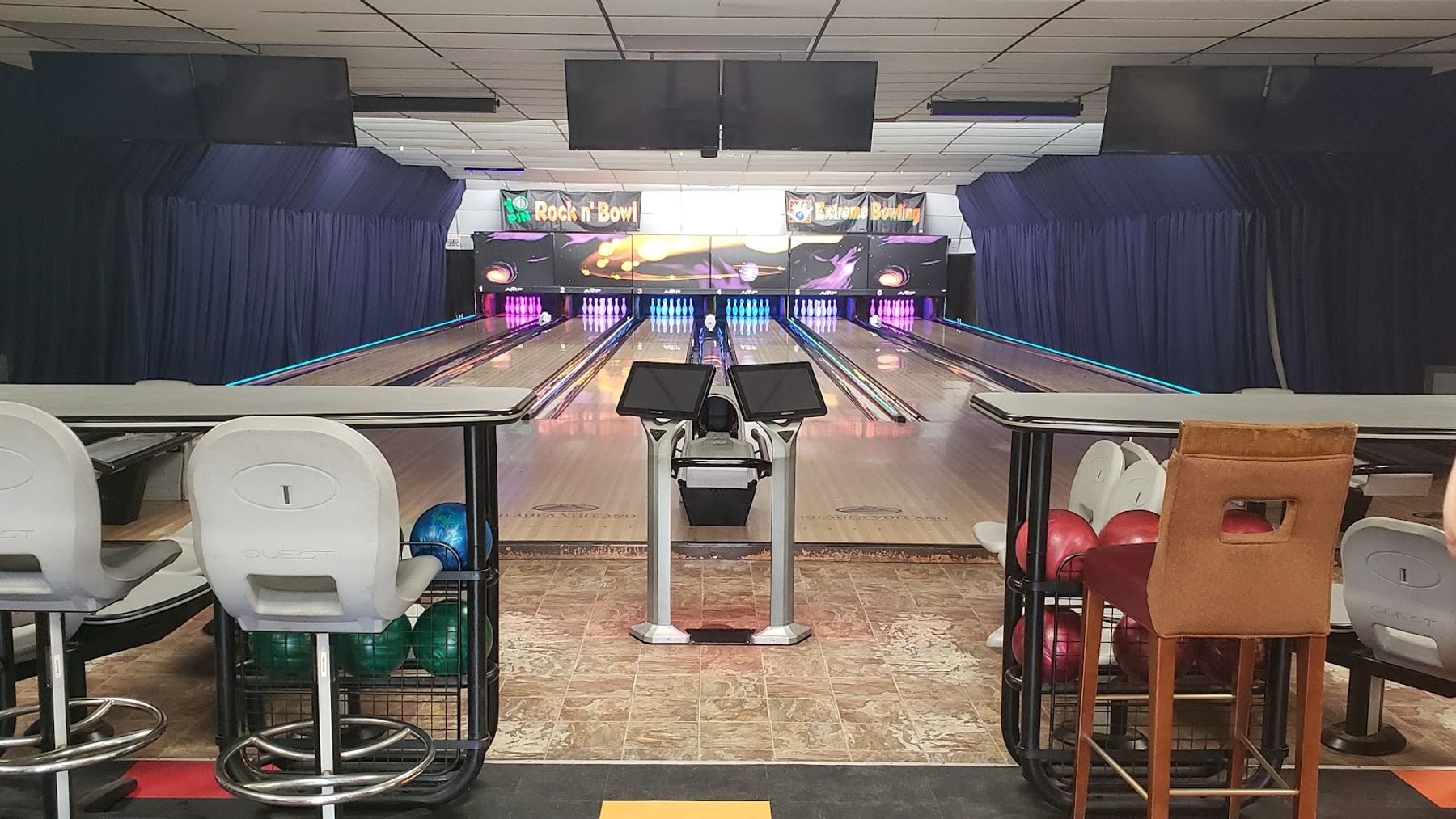 Photo 1 of 10 Pin Grill in Volcano, Big Island