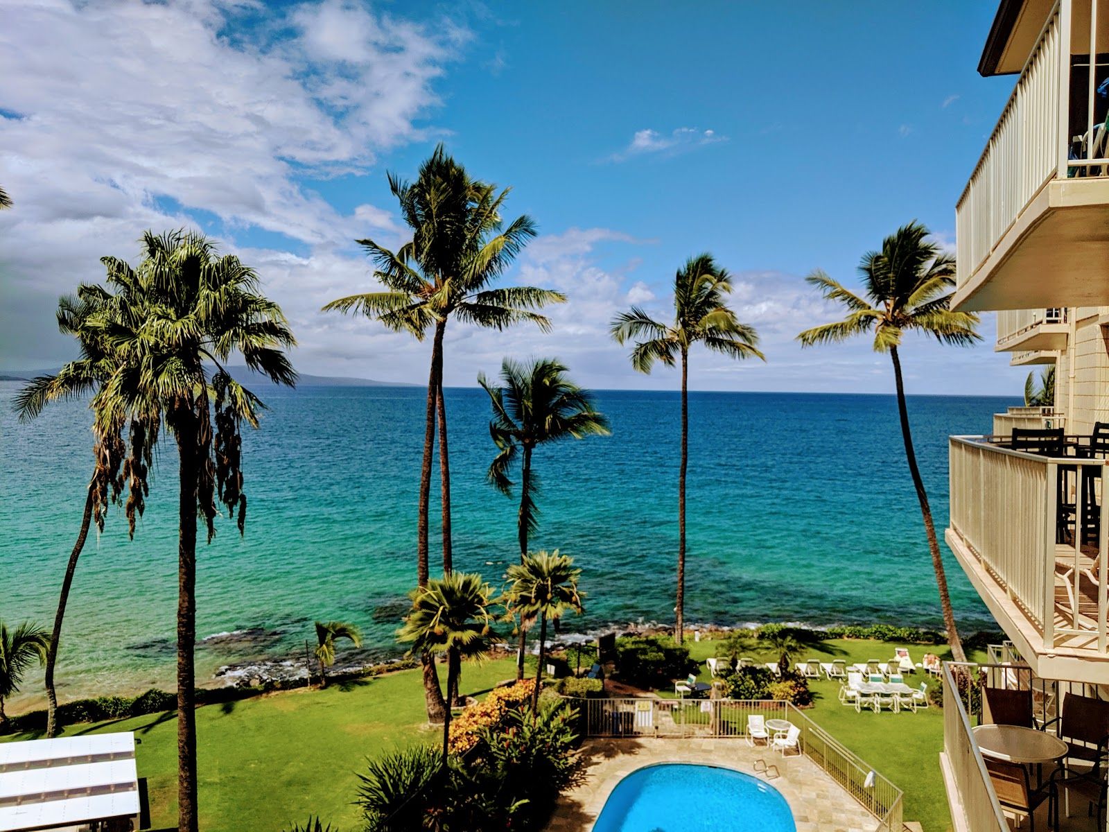 Photo 4 of Kamaole Nalu Oceanfront Resort in Kīhei, Maui