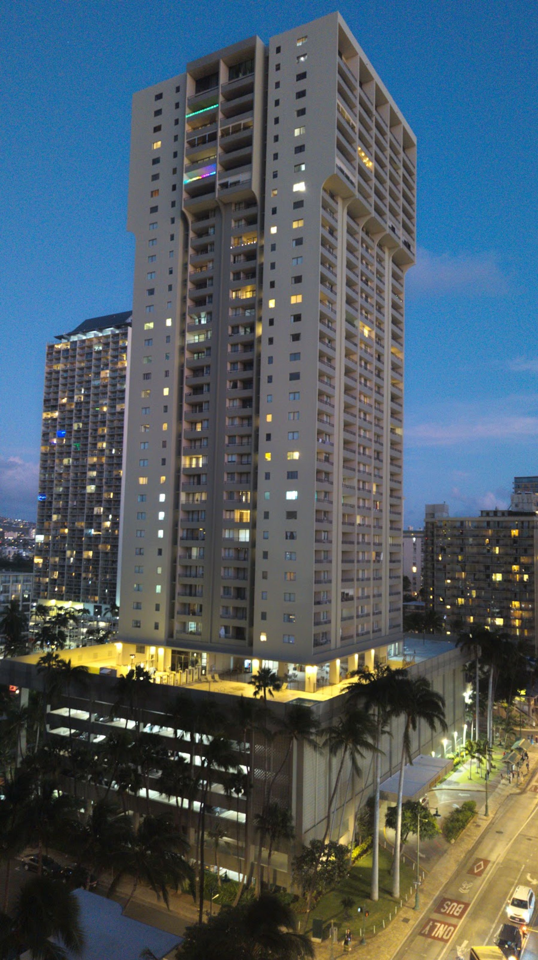 Photo 3 of Royal Kuhio Resort Condos in Waikīkī, Oahu