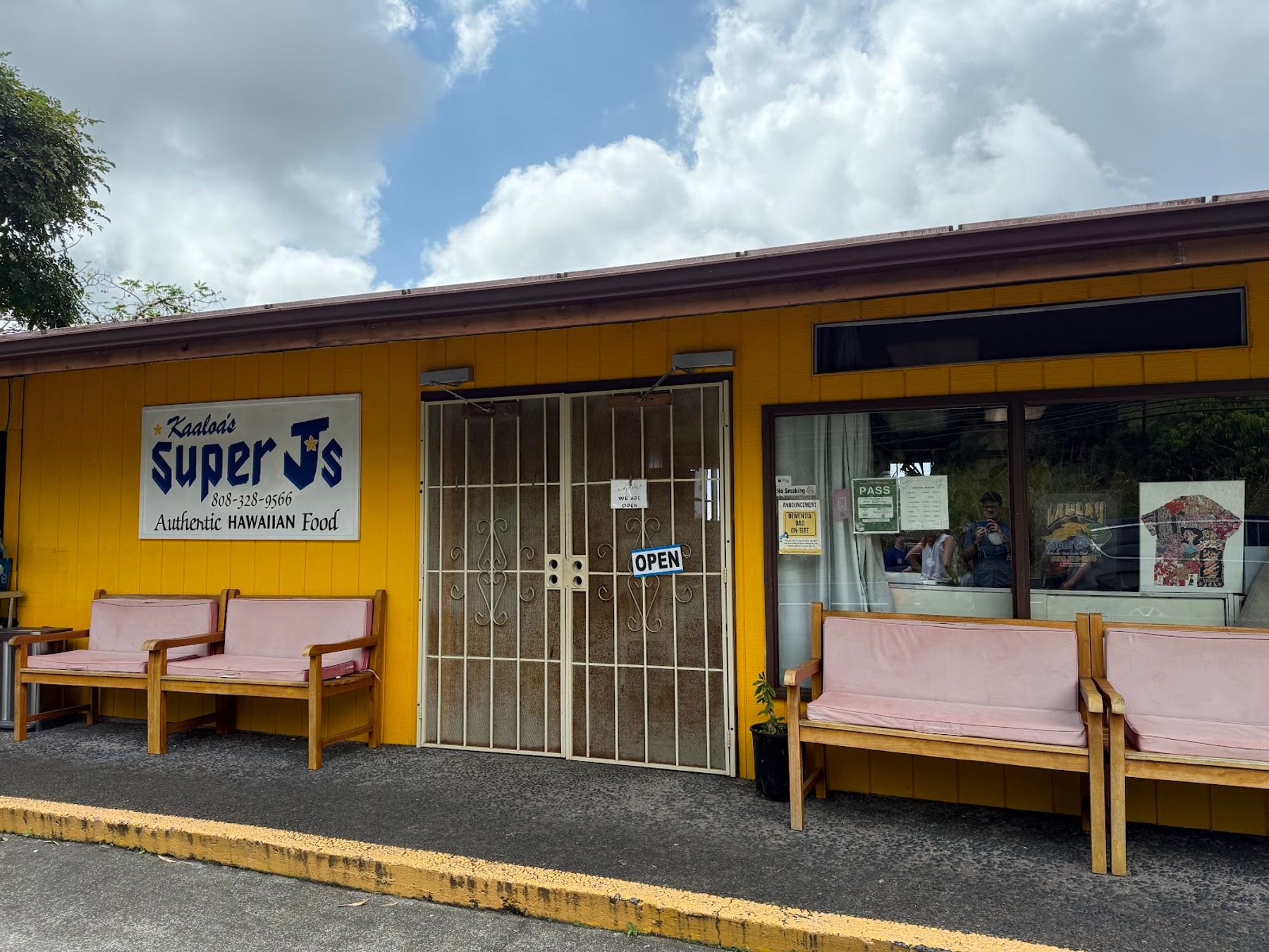 Photo 1 of Kaaloa's Super J's in South Kona, Big Island