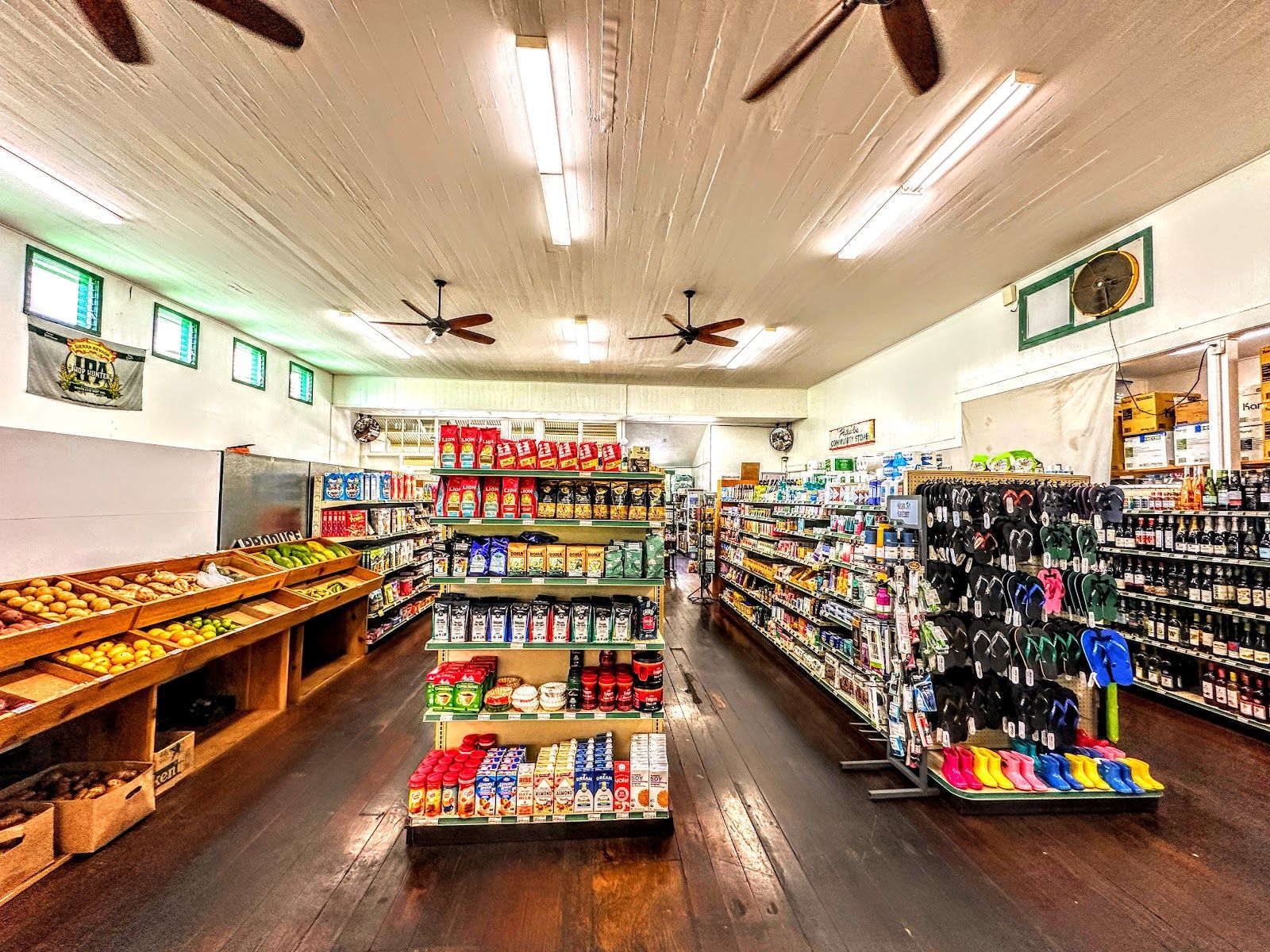 Photo 3 of Pāpaʻaloa Country Store & Cafe in Laupāhoehoe, Big Island