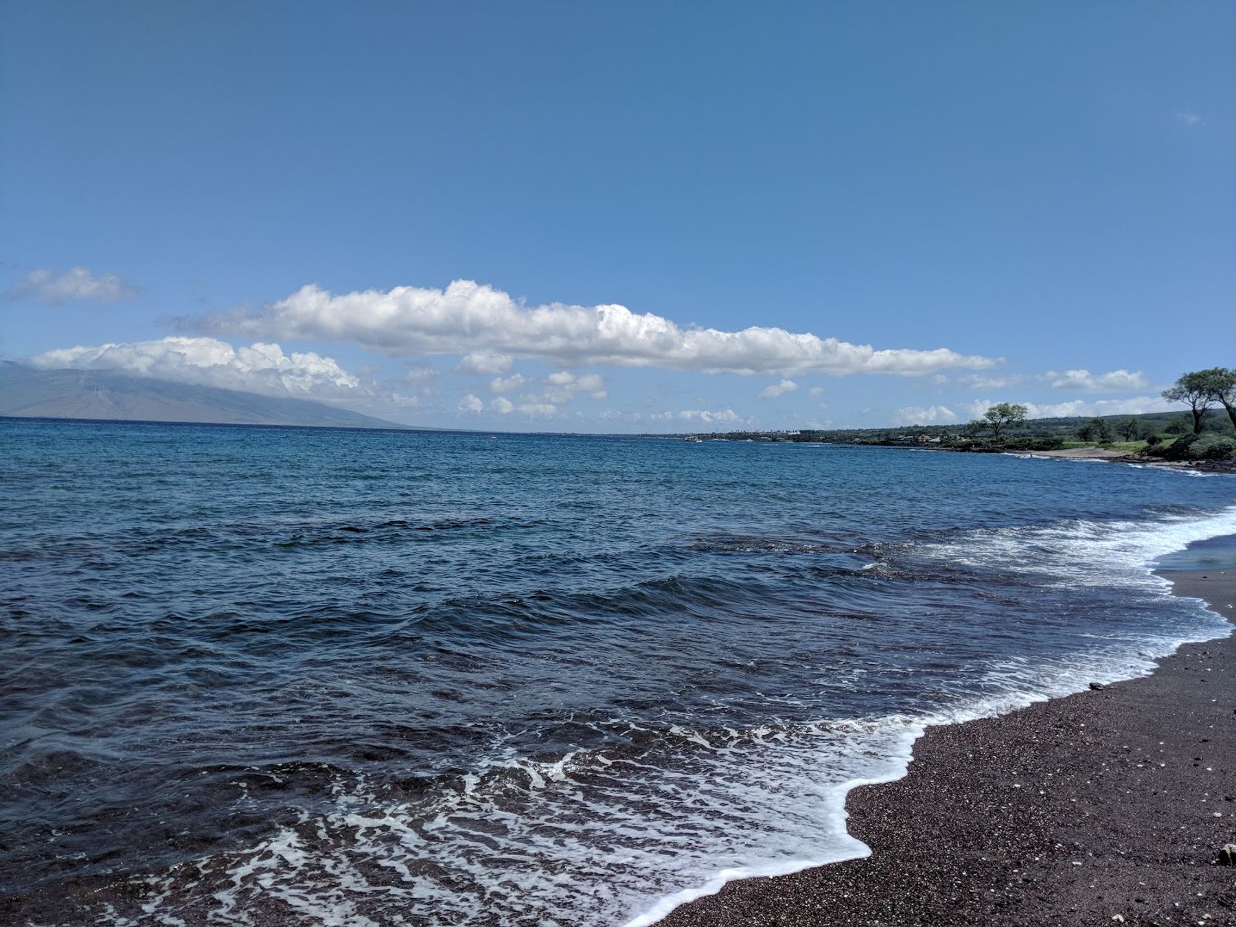 Photo 8 of Oneuli Beach in Mākena, Maui