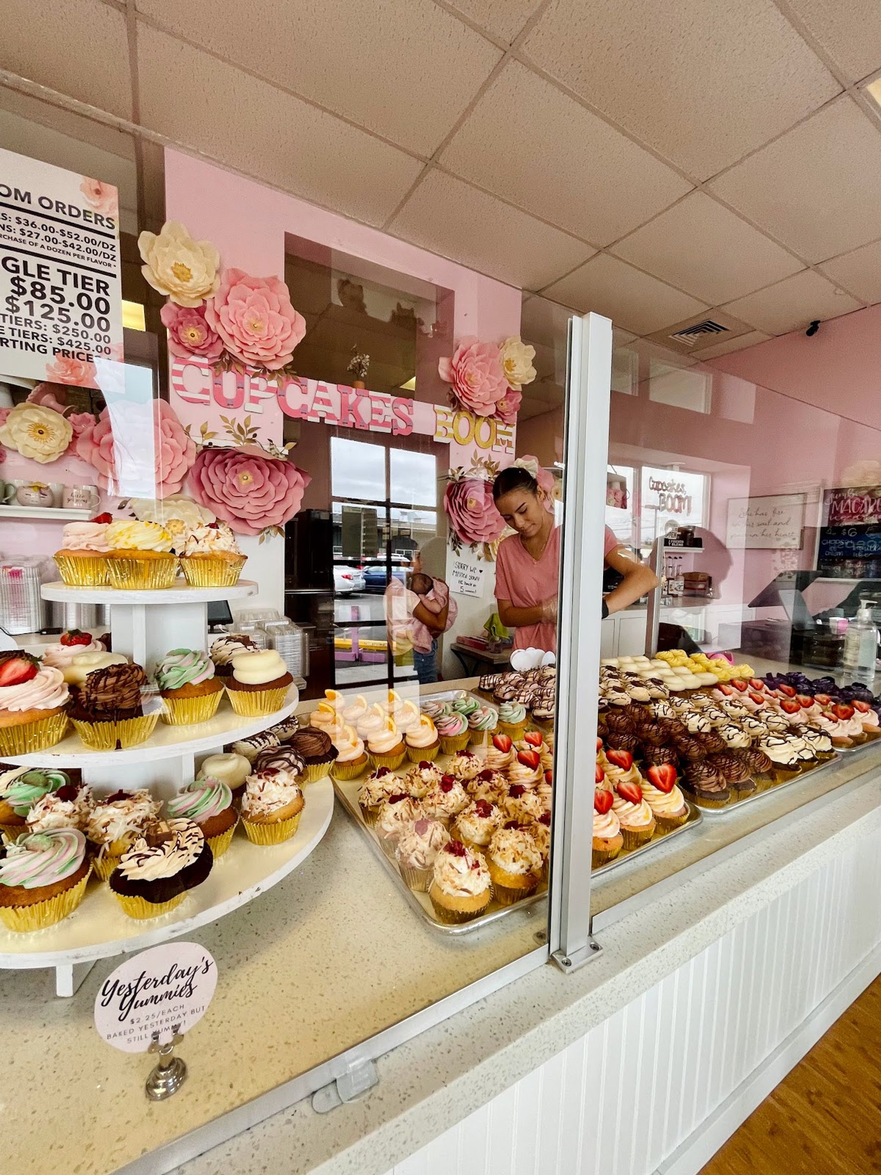 Photo 1 of CUPCAKES, BOOM! in Hilo, Big Island