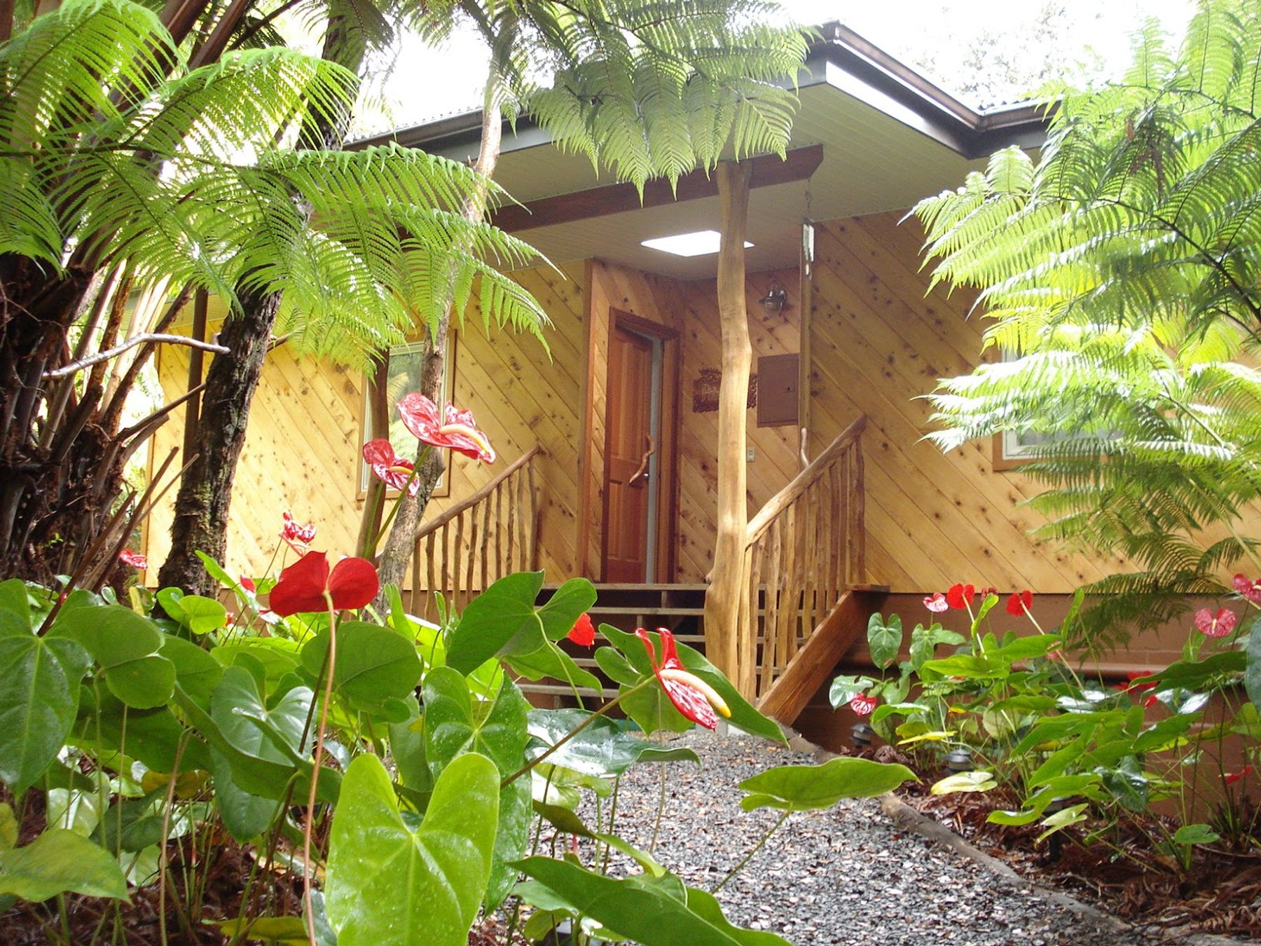 Photo 1 of Volcano Inn in Volcano, Big-island