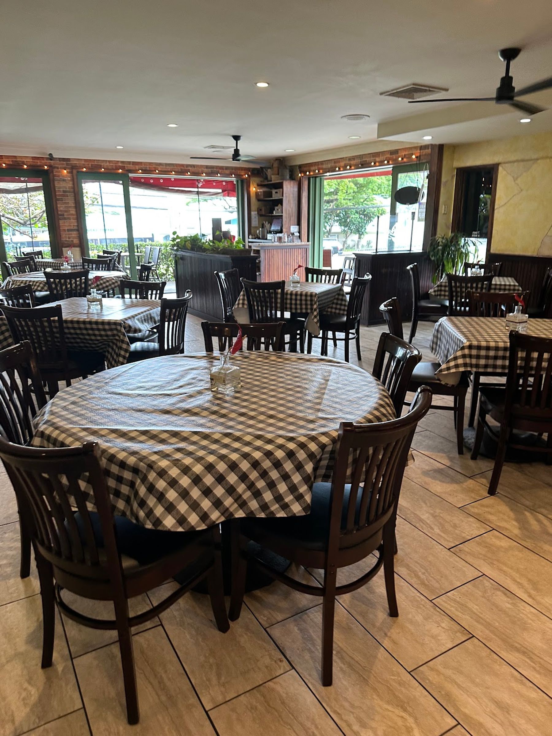 Photo 1 of Zia's Caffe in Kāneʻohe, Oahu