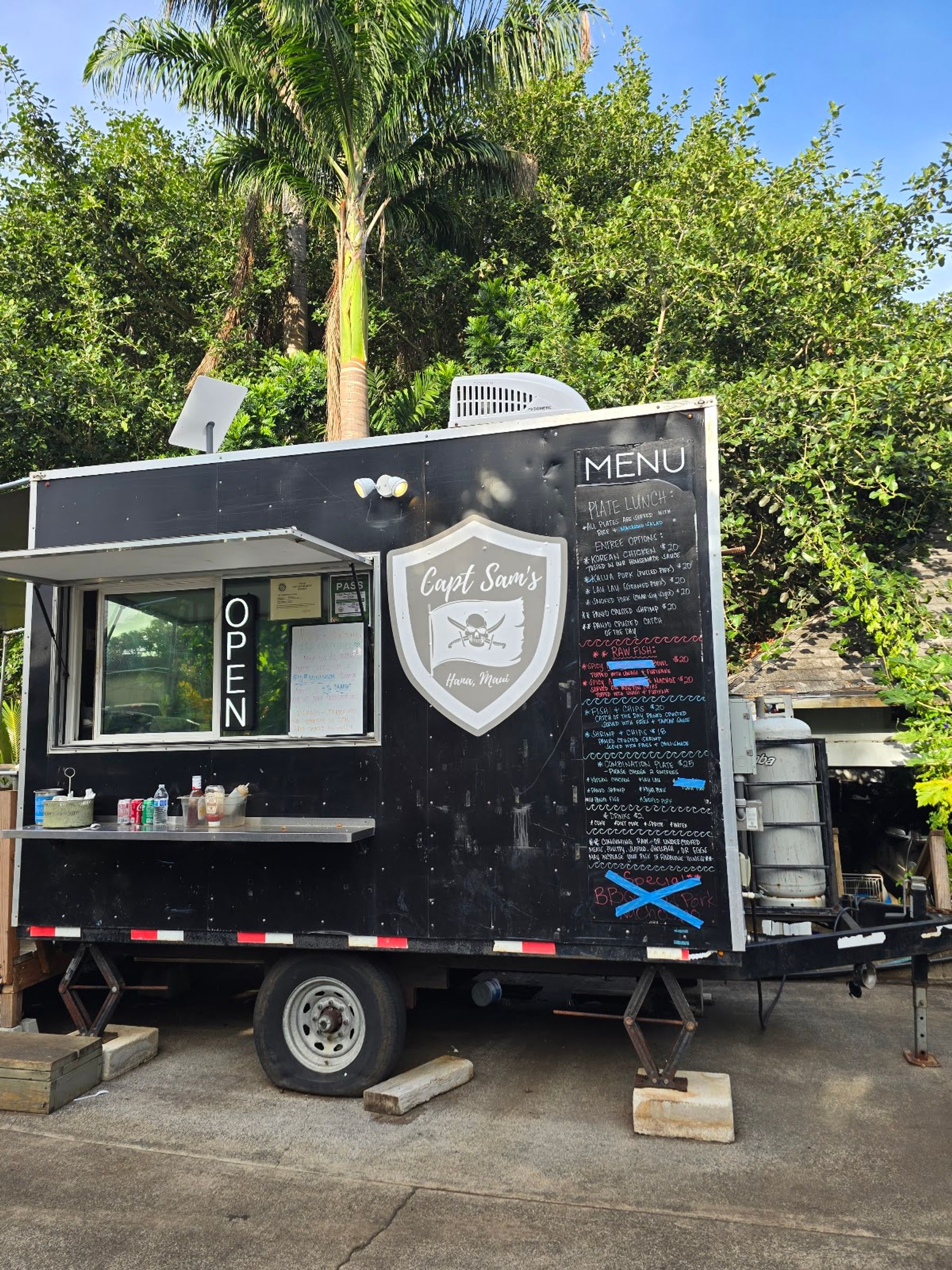 Photo 2 of Capt Sam's Food Truck in Hāna, Maui