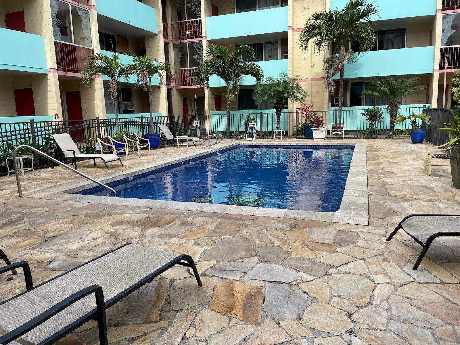 Photo 5 of Harbor Shores Apartment Hotel in Pearl Harbor & ʻAiea, Oahu
