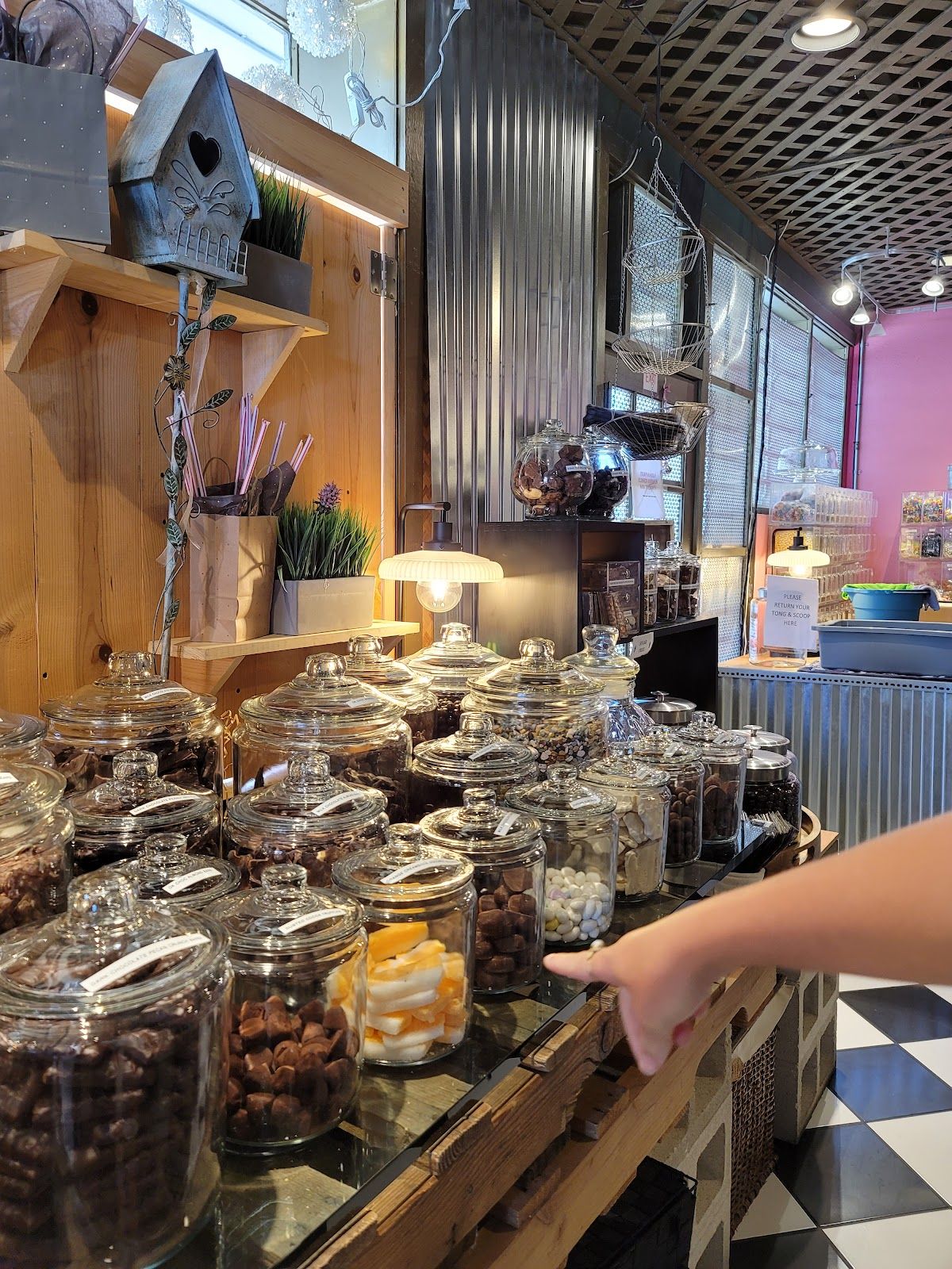 Photo 7 of Sugar Coast Candy in Hilo, Big Island