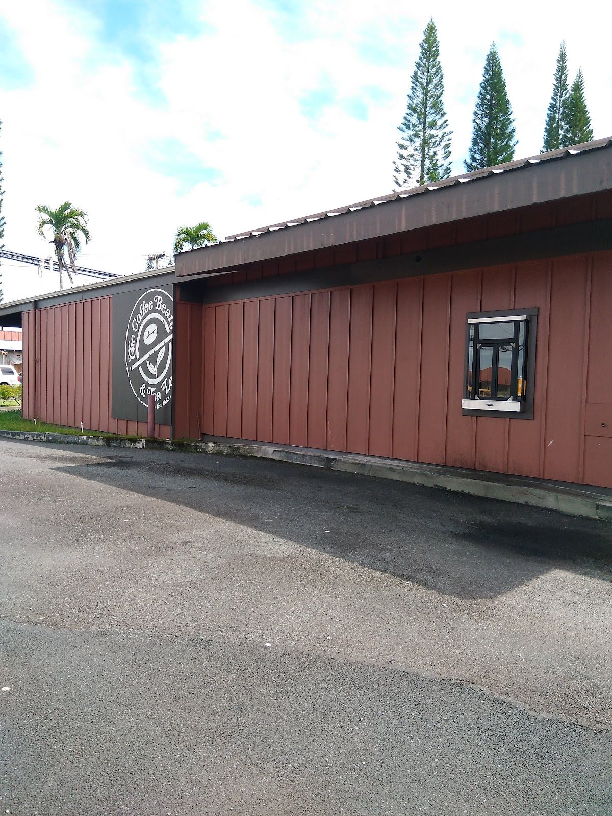 Photo 8 of The Coffee Bean & Tea Leaf Kea'au in Pāhoa, Big Island