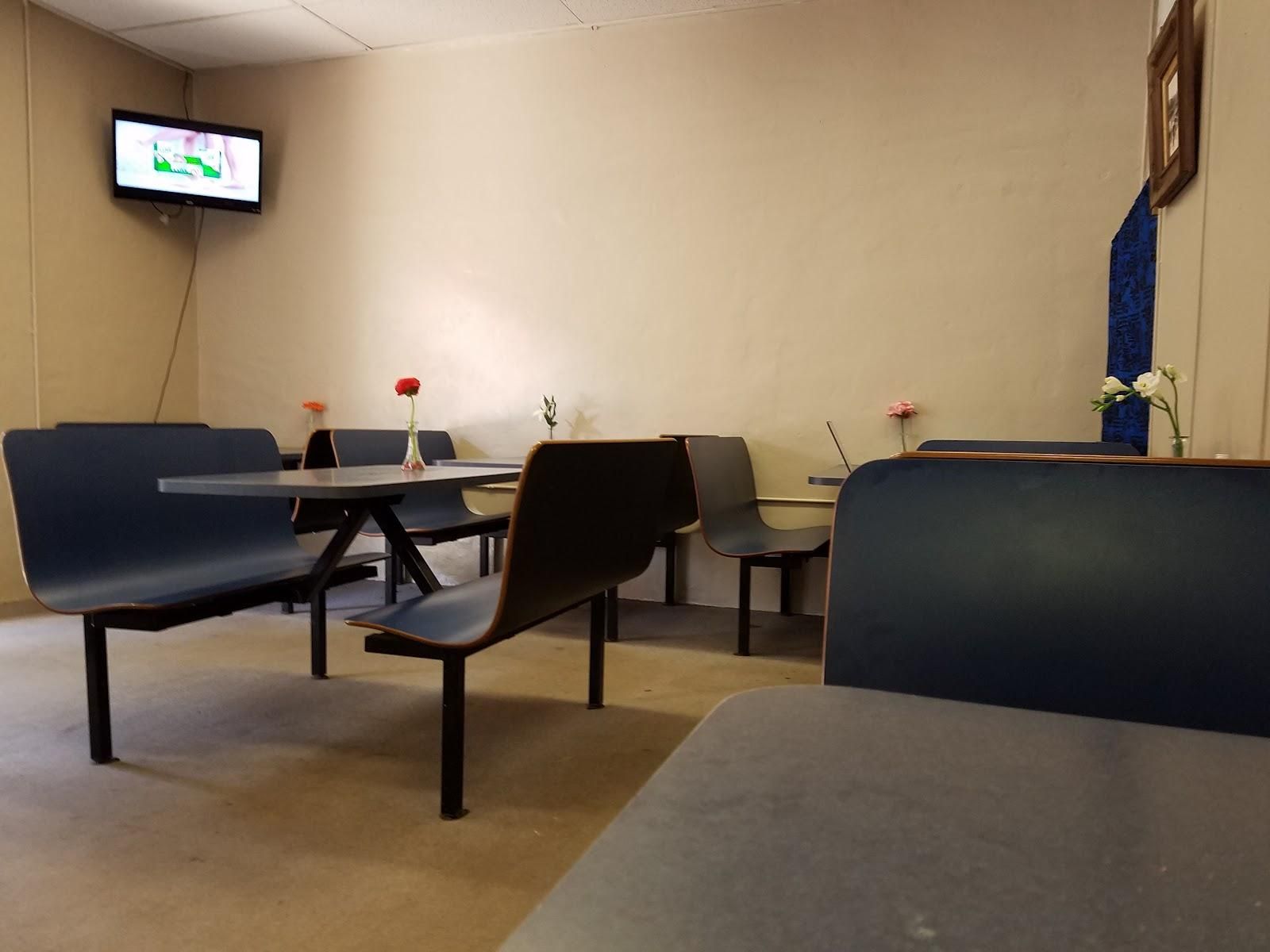 Village Snack Shop & Bakery restaurant in Hanalei, Kaua‘i photo 4