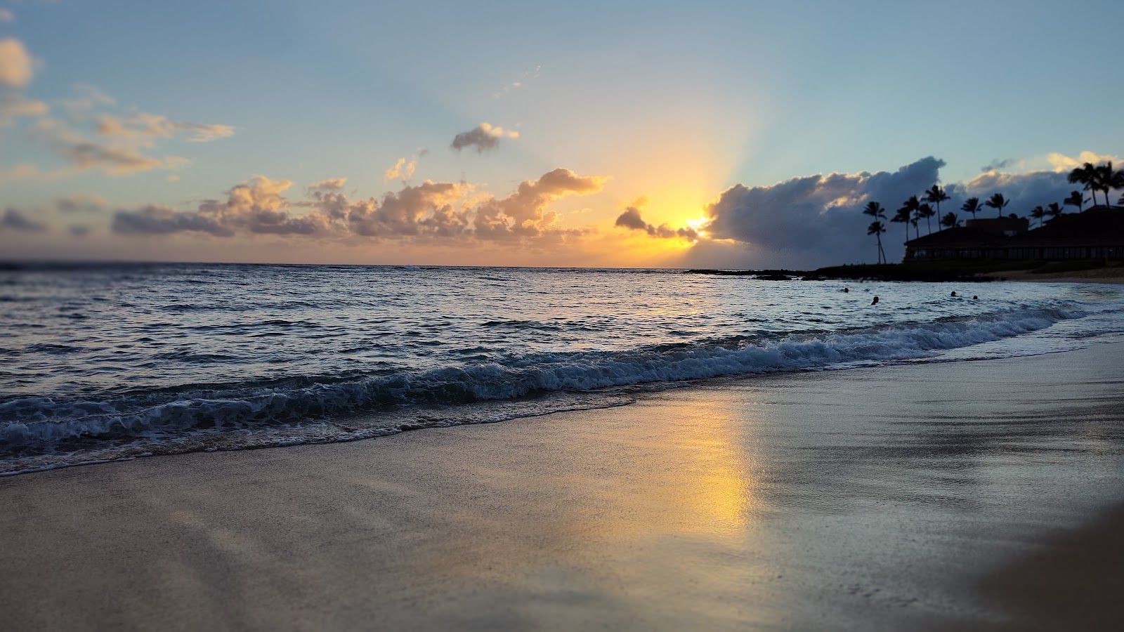 Kiahuna Beach in Poʻipū, Kaua‘i photo 5