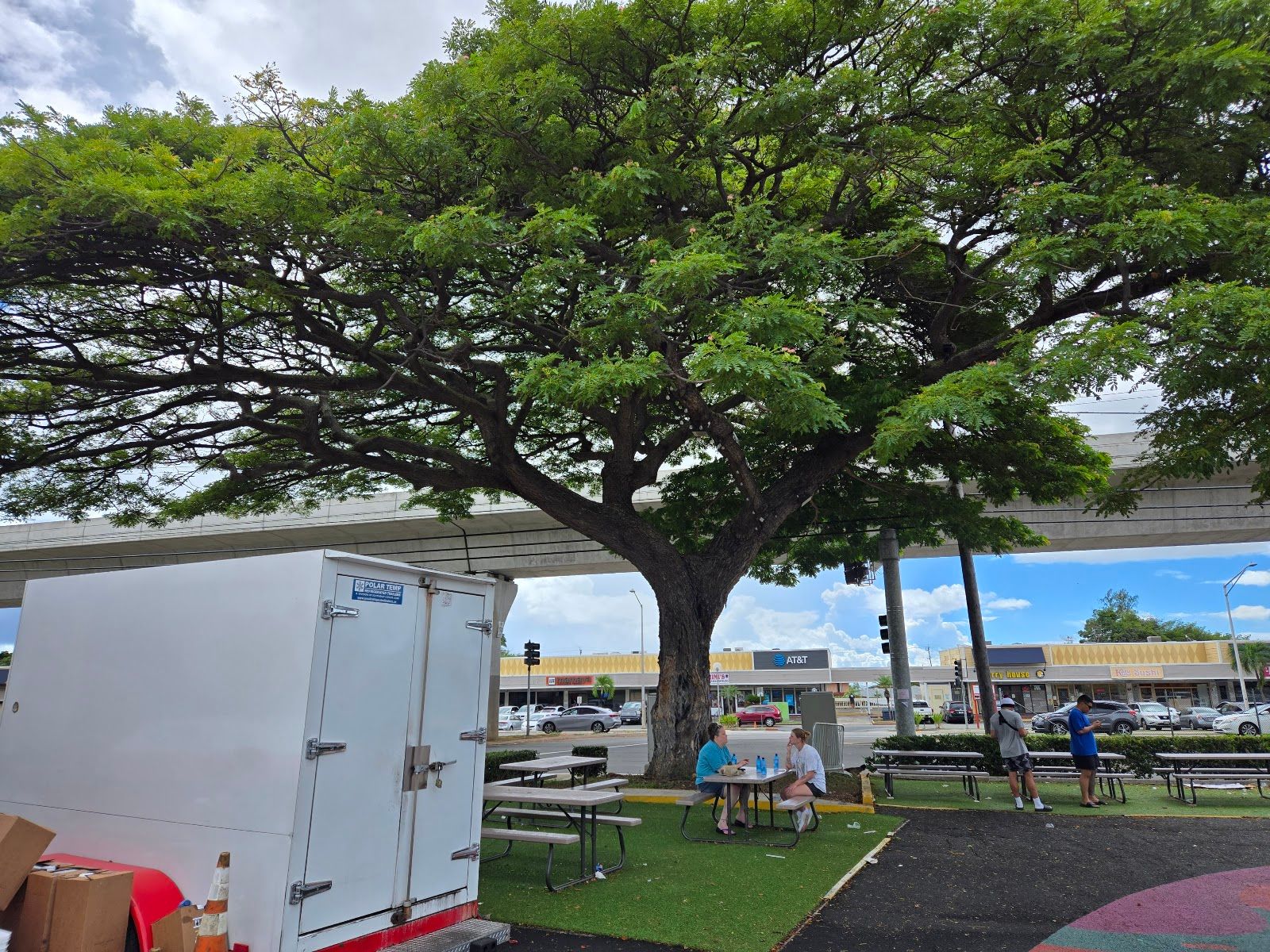 Photo 6 of Leonard's Pearlridge Malasada Mobile in Pearl Harbor & ʻAiea, Oahu
