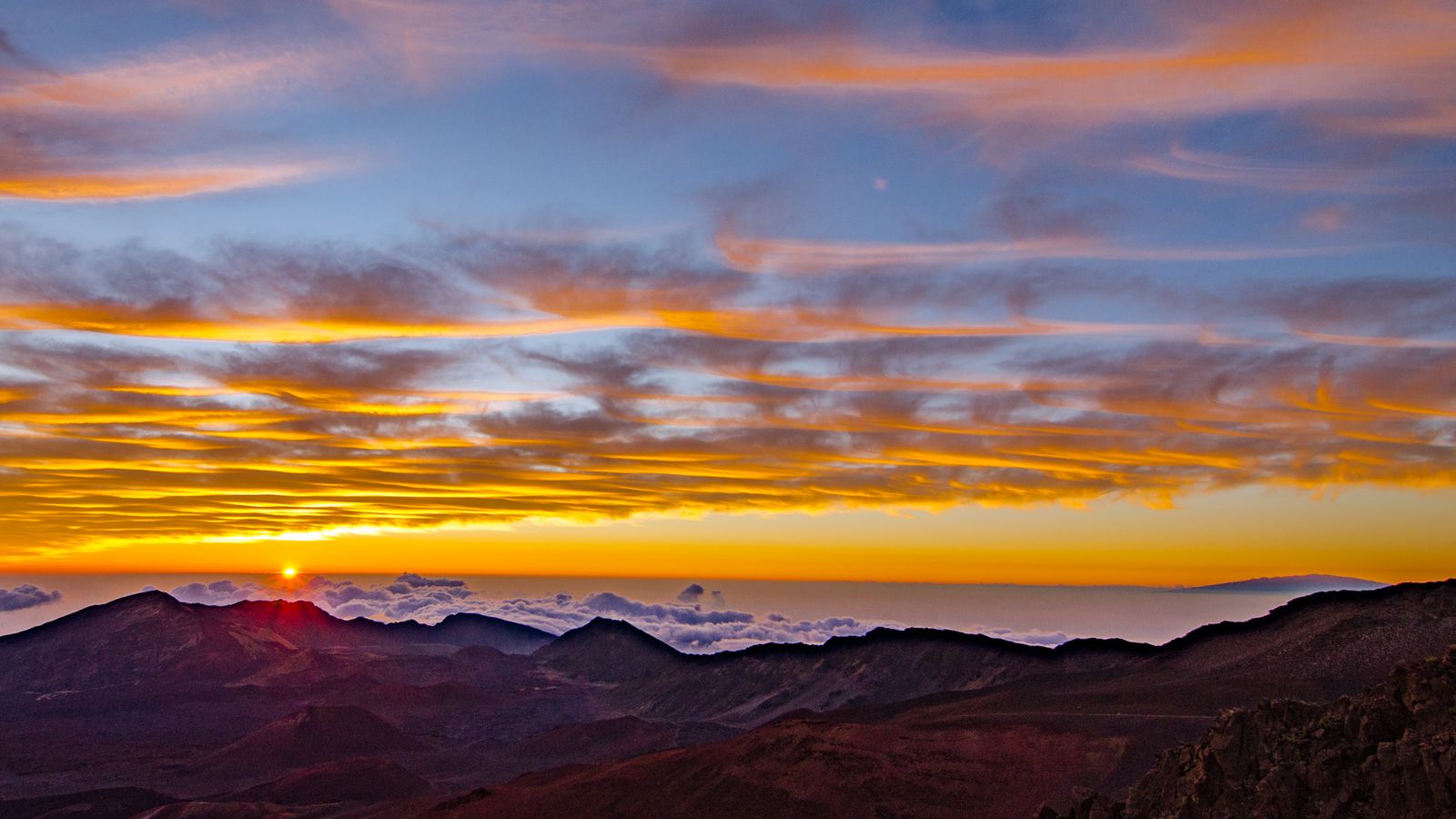 Haleakalā Sunrise and Summit Guide