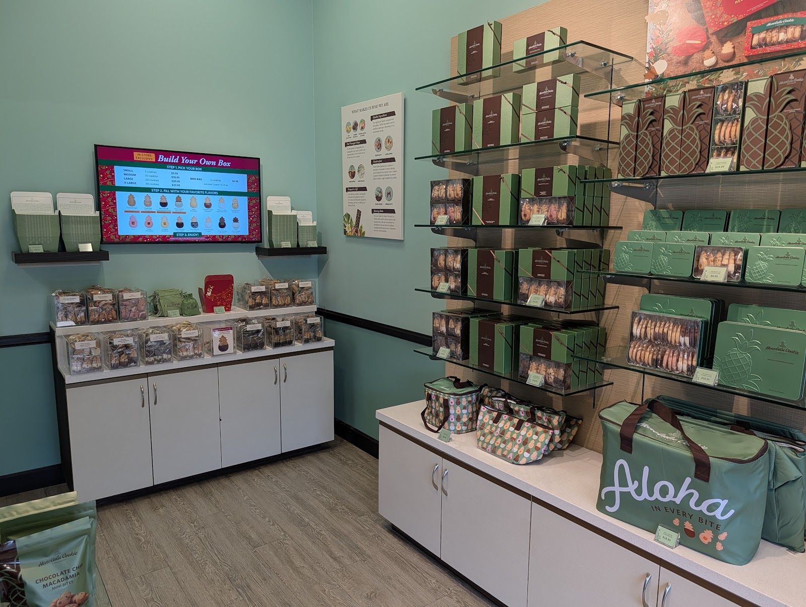 Photo 4 of Honolulu Cookie Company in Pearl Harbor & ʻAiea, Oahu