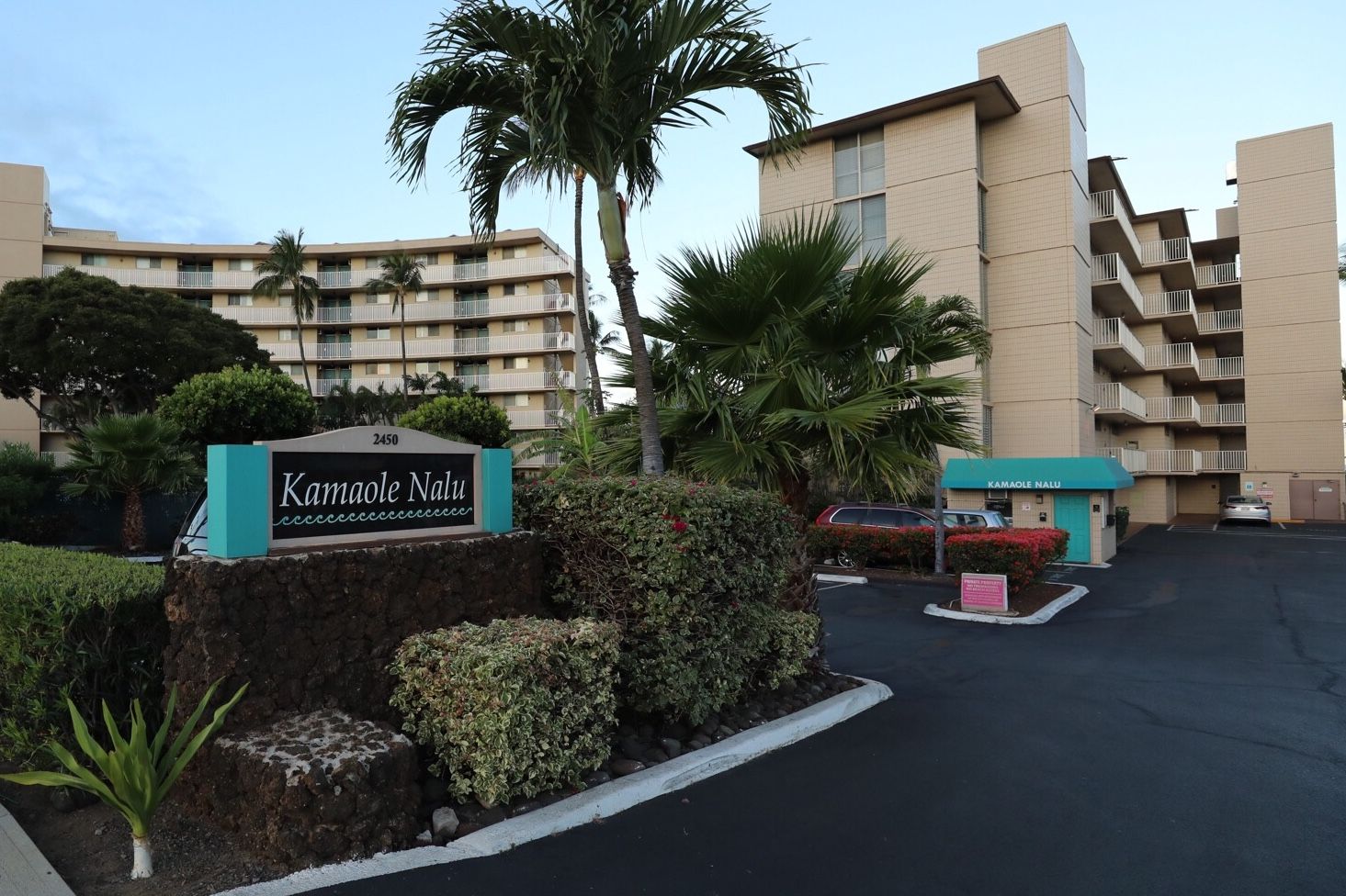 Photo 2 of Kamaole Nalu Oceanfront Resort in Kīhei, Maui