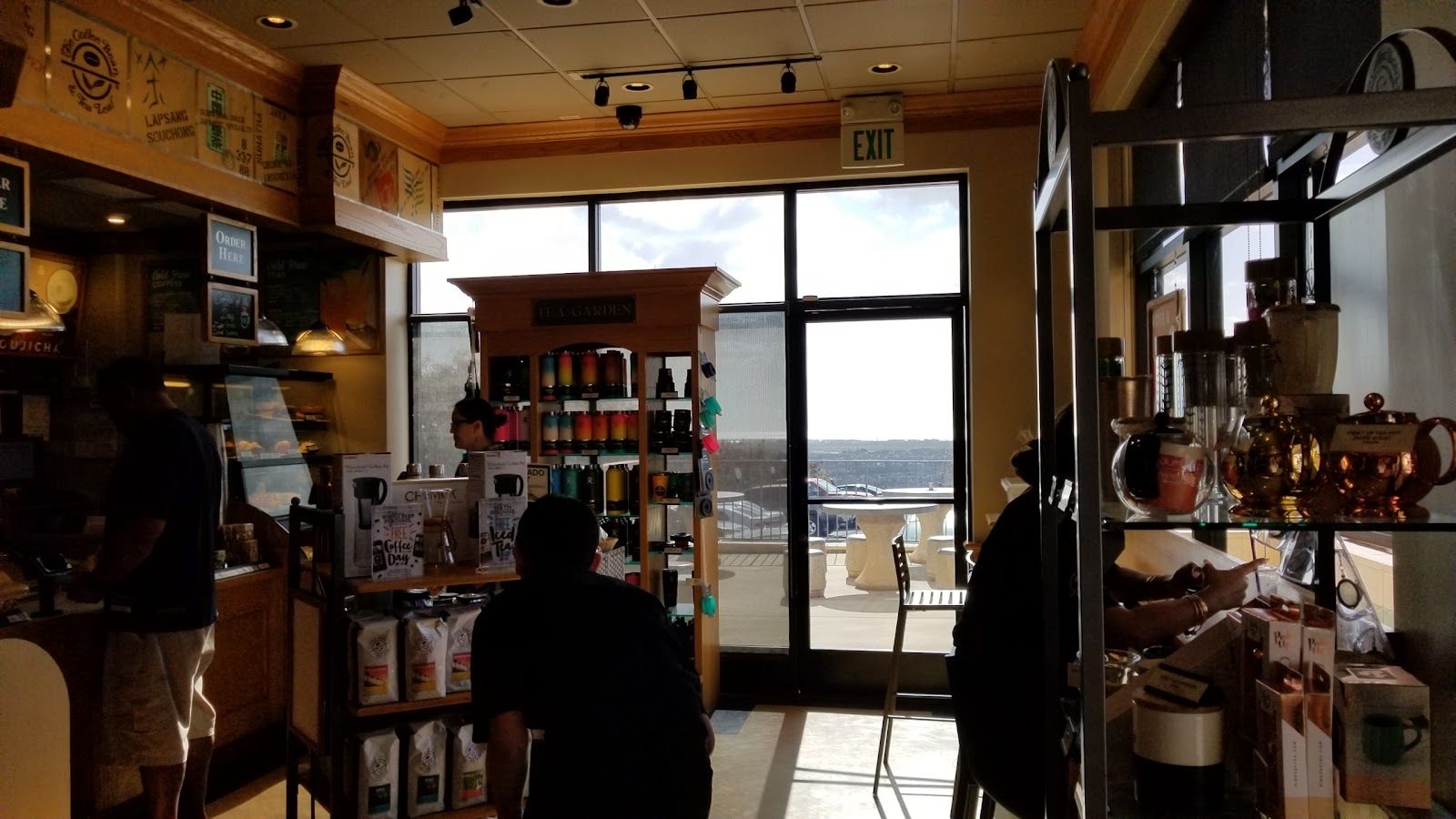 Photo 8 of The Coffee Bean & Tea Leaf Makakilo in Kapolei & Makakilo, Oahu
