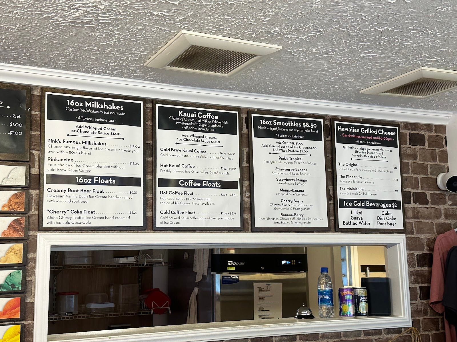 Pink's Creamery restaurant in Hanalei, Kaua‘i photo 2