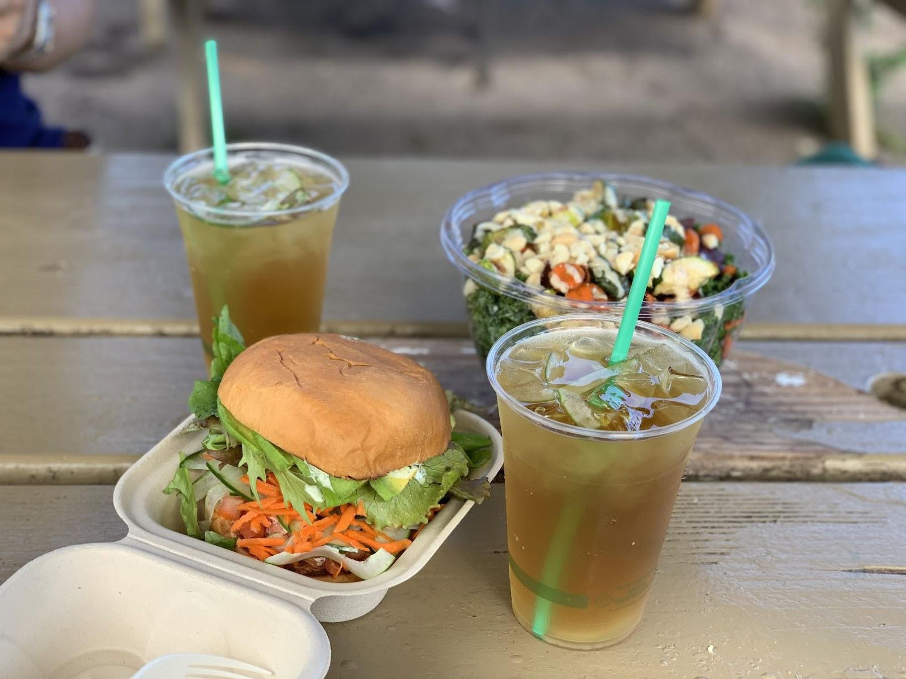 Fresh Bite Farm To Beach restaurant in Hanalei, Kaua‘i photo 3