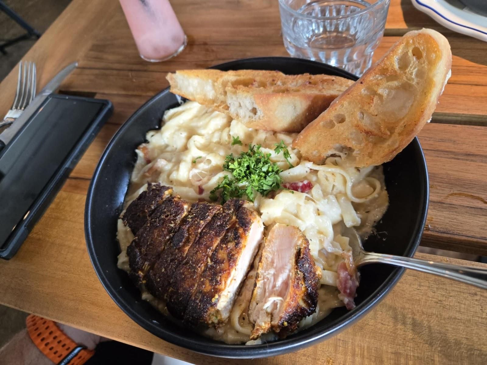 Scotty Browns Poipu restaurant in Poʻipū, Kaua‘i photo 8