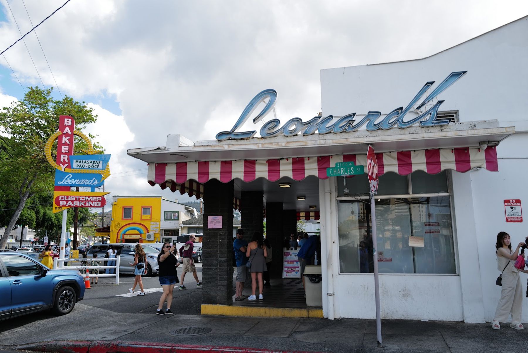 Photo 1 of Leonard's Bakery in Diamond Head & Kapahulu, Oahu