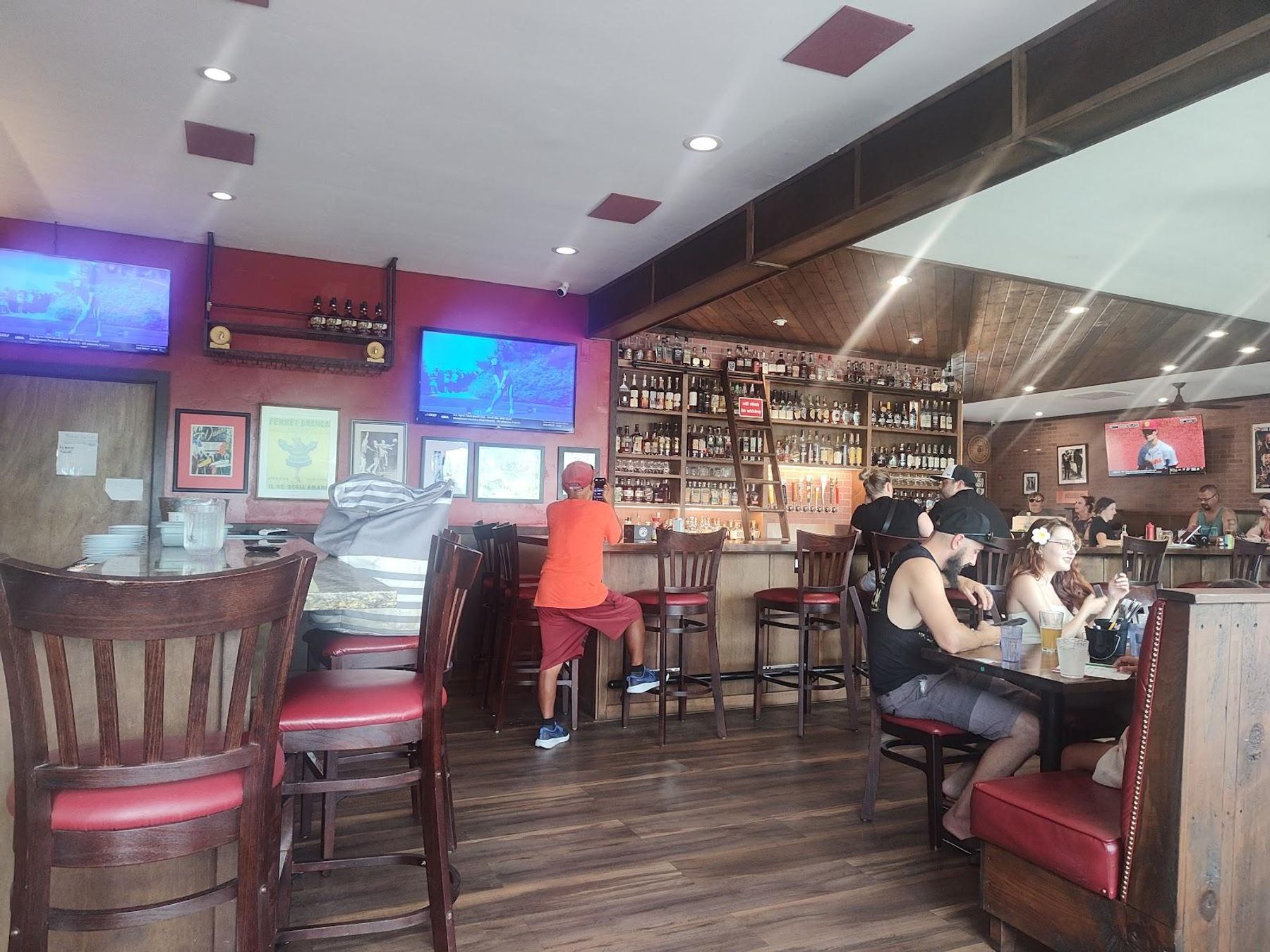 Bobby V's restaurant in Kapaʻa, Kaua‘i photo 4