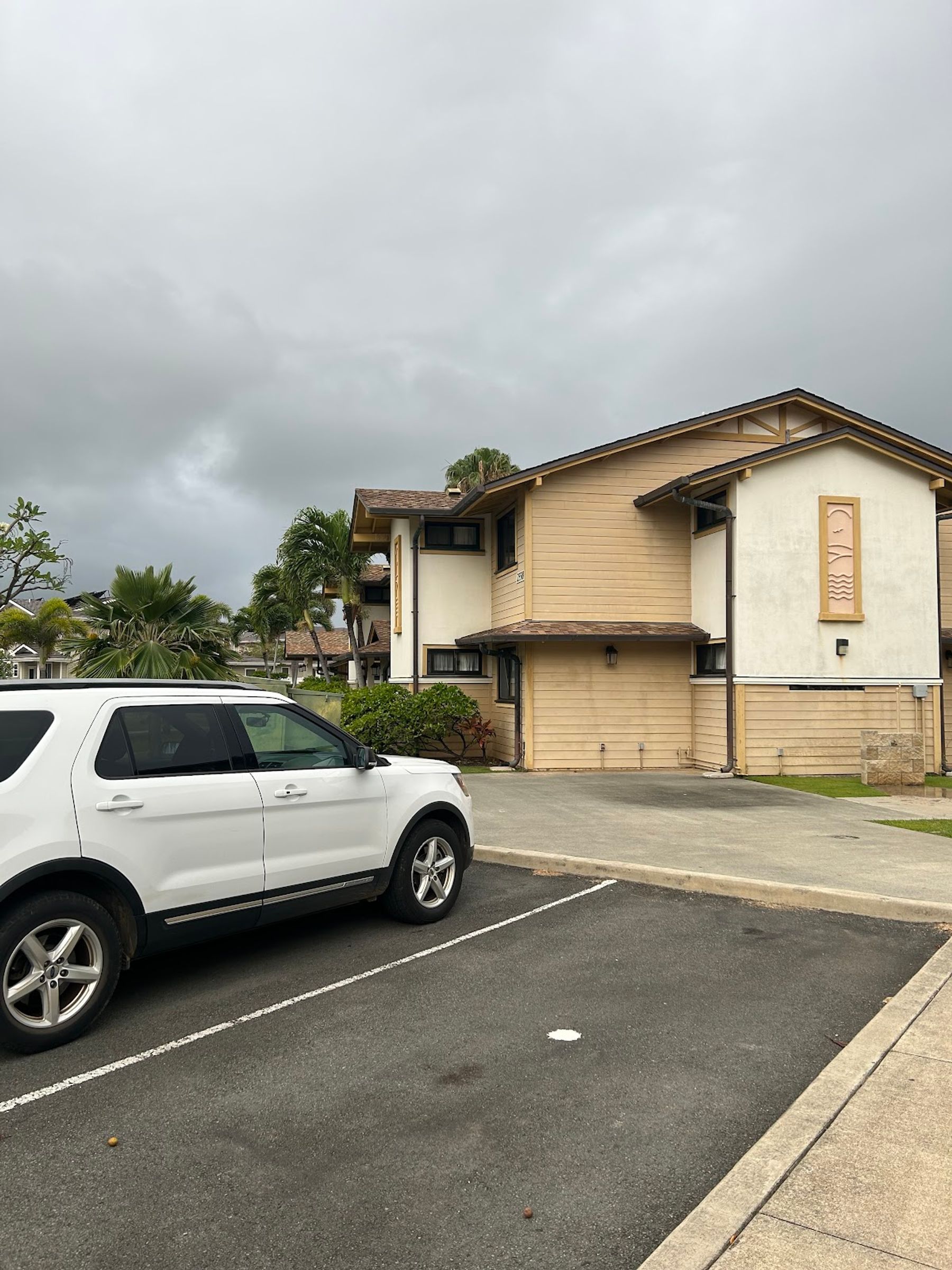 Photo 1 of Klipper Villas in Kāneʻohe, Oahu